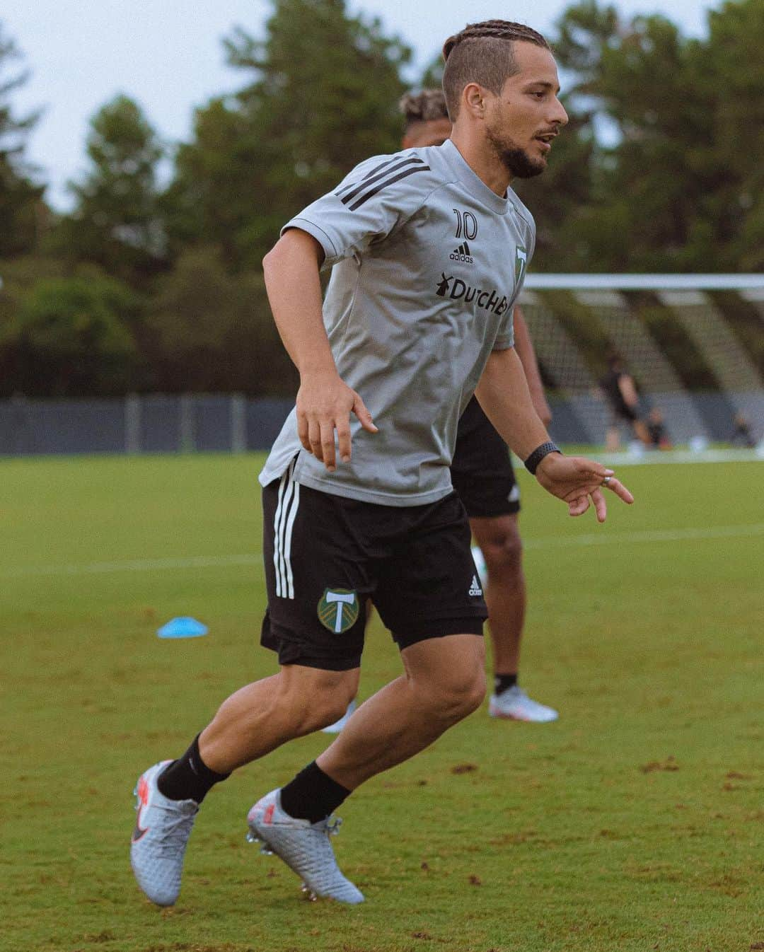 Major League Soccerさんのインスタグラム写真 - (Major League SoccerInstagram)「Gearing up for Group F 💪 @timbersfc // #MLSisBack」7月6日 1時05分 - mls