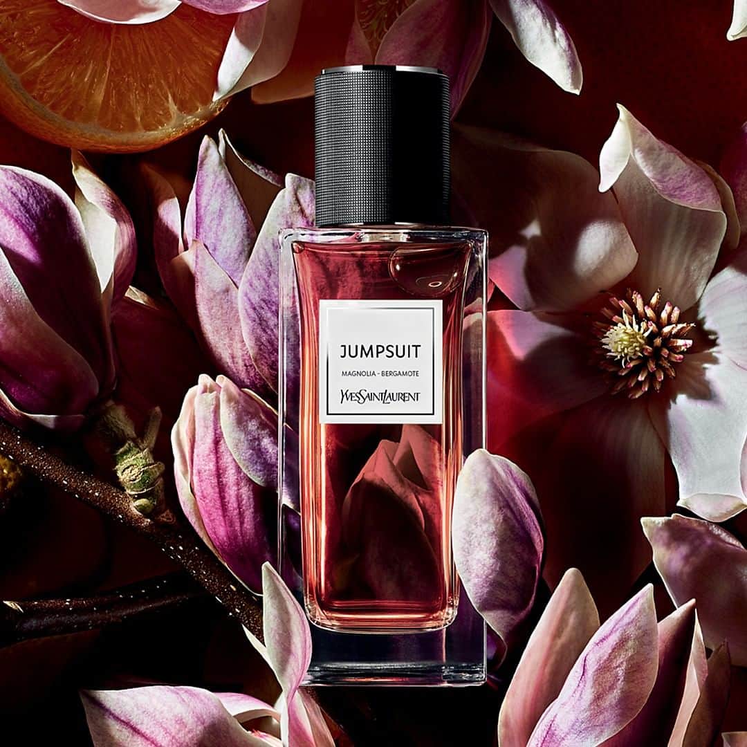 Yves Saint Laurent Beautyさんのインスタグラム写真 - (Yves Saint Laurent BeautyInstagram)「A tribute to the jaunty jumpsuit.  Joyful and captivating - the scent of magnolia is matched with the radiance of vibrant bergamont, to embody the empowerment of the feminine spirit. JUMPSUIT LE VESTIAIRE DES PARFUMS #yslbeauty #fragrance #vestaire」7月6日 1時59分 - yslbeauty