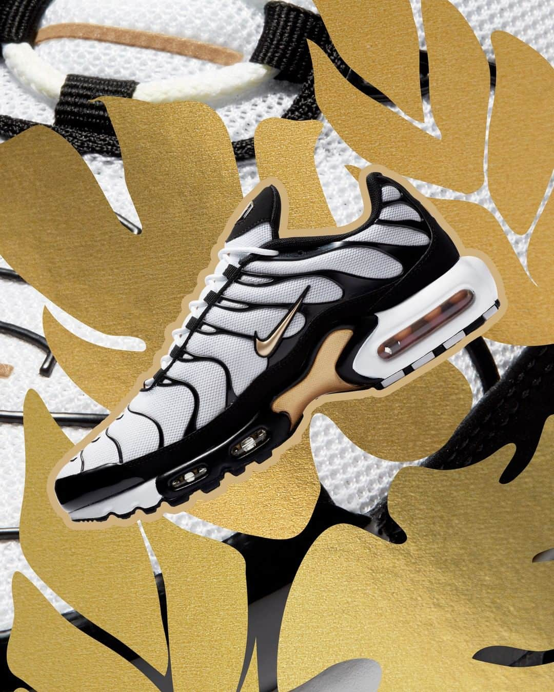 Foot Lockerさんのインスタグラム写真 - (Foot LockerInstagram)「Winning gold. 🏆 Cop the #nike Air Max Plus #discoveryourair」7月6日 2時00分 - footlocker