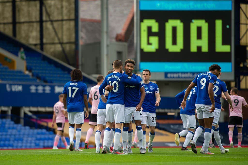 ギルフィ・シグルズソンのインスタグラム：「⚽️🔵」