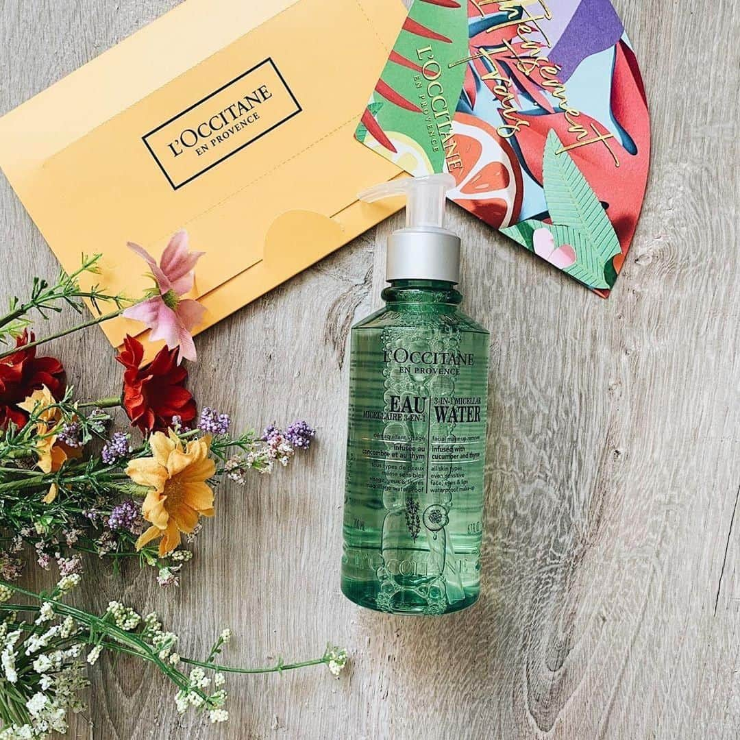 ロクシタンさんのインスタグラム写真 - (ロクシタンInstagram)「With cooling cucumber and invigorating thyme, our 3-in-1 Micellar Water is perfectly refreshing at the end of the day! 🥒 And bonus: it even removes stubborn waterproof makeup! Have you tried it yet? ⁣ #Regram 📸 @banaleschoses #LOccitane #MicellarWater #MakeupRemover #Cucumber #Thyme #Refreshing #FaceCare #SkincareRoutine #SummerTips #NaturalBeauty」7月6日 3時00分 - loccitane