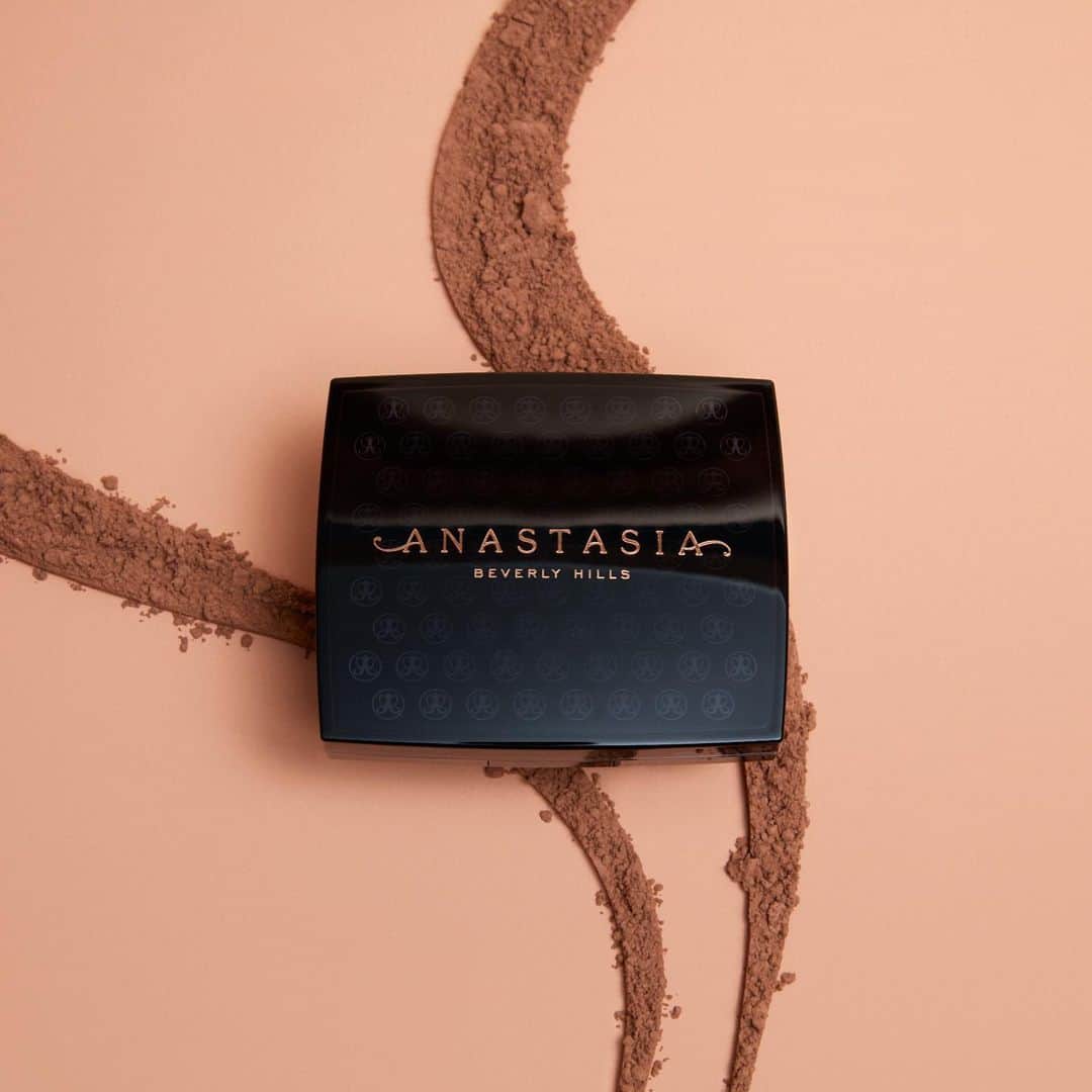 Anastasia Beverly Hillsさんのインスタグラム写真 - (Anastasia Beverly HillsInstagram)「Psst, only a few days left. Our Powder Bronzers are 30% RN. Choose from 6 shades for your perfect bronze! 🤗」7月6日 3時07分 - anastasiabeverlyhills