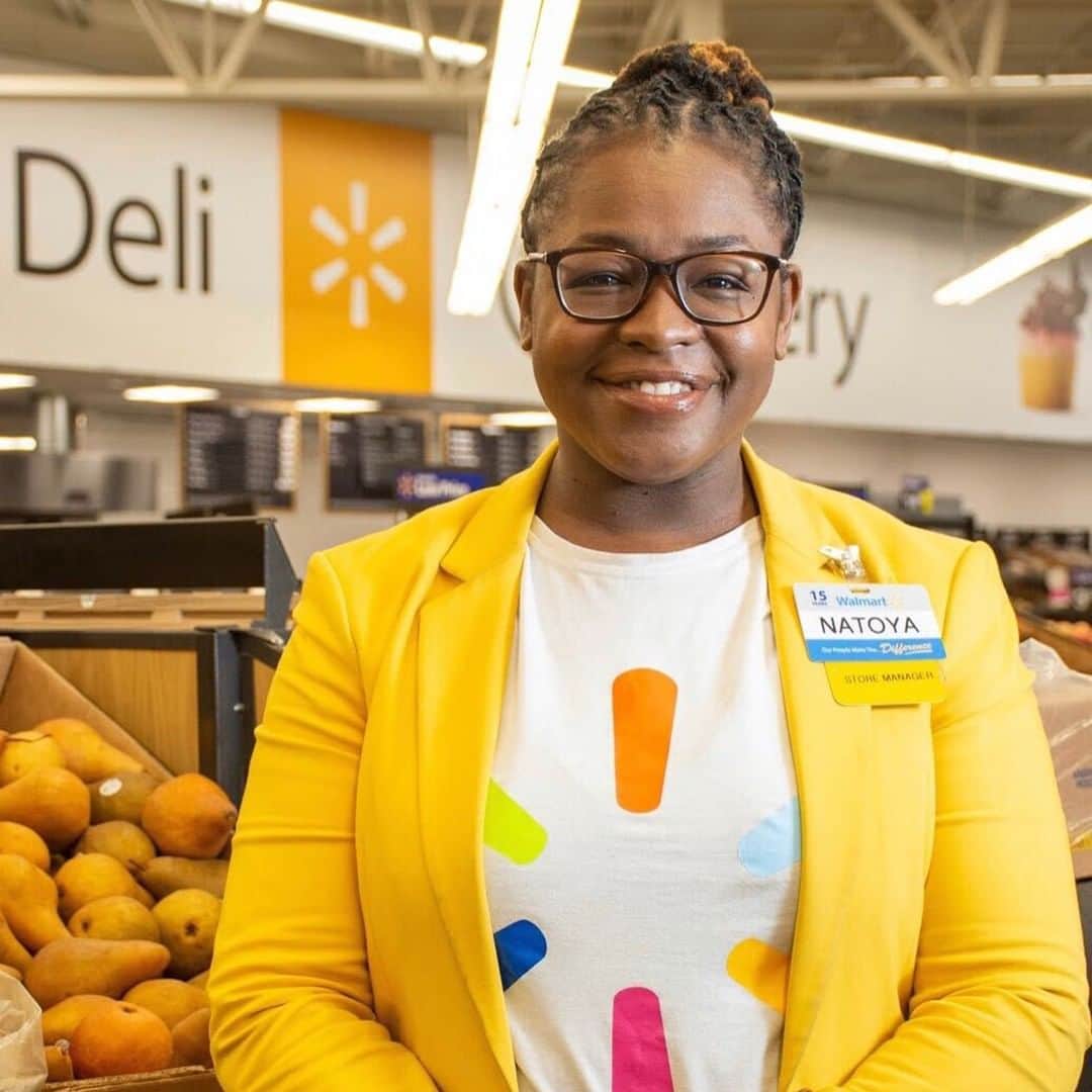 Wal-Mart Stores, Incのインスタグラム：「Meet NaToya, the store manager at Walmart 6807. Not only is she an outstanding manager—she’s a leader:  “Twenty years, three states, 11 facilities, and over 5,000 associates, this is much more than a career to me. When I walk into the doors, we become family.”  This feature is part of our ongoing series to better highlight Black and African American experiences and voices in our community.」