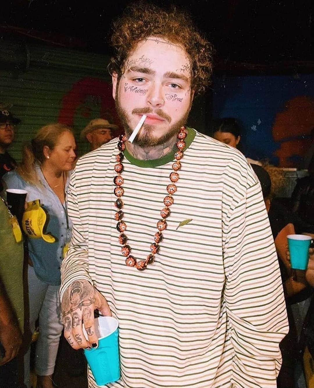 のインスタグラム：「Happy belated @postmalone. Thank you so much for all of the support. #postmalone #publishbrand #todayfortomorrow」