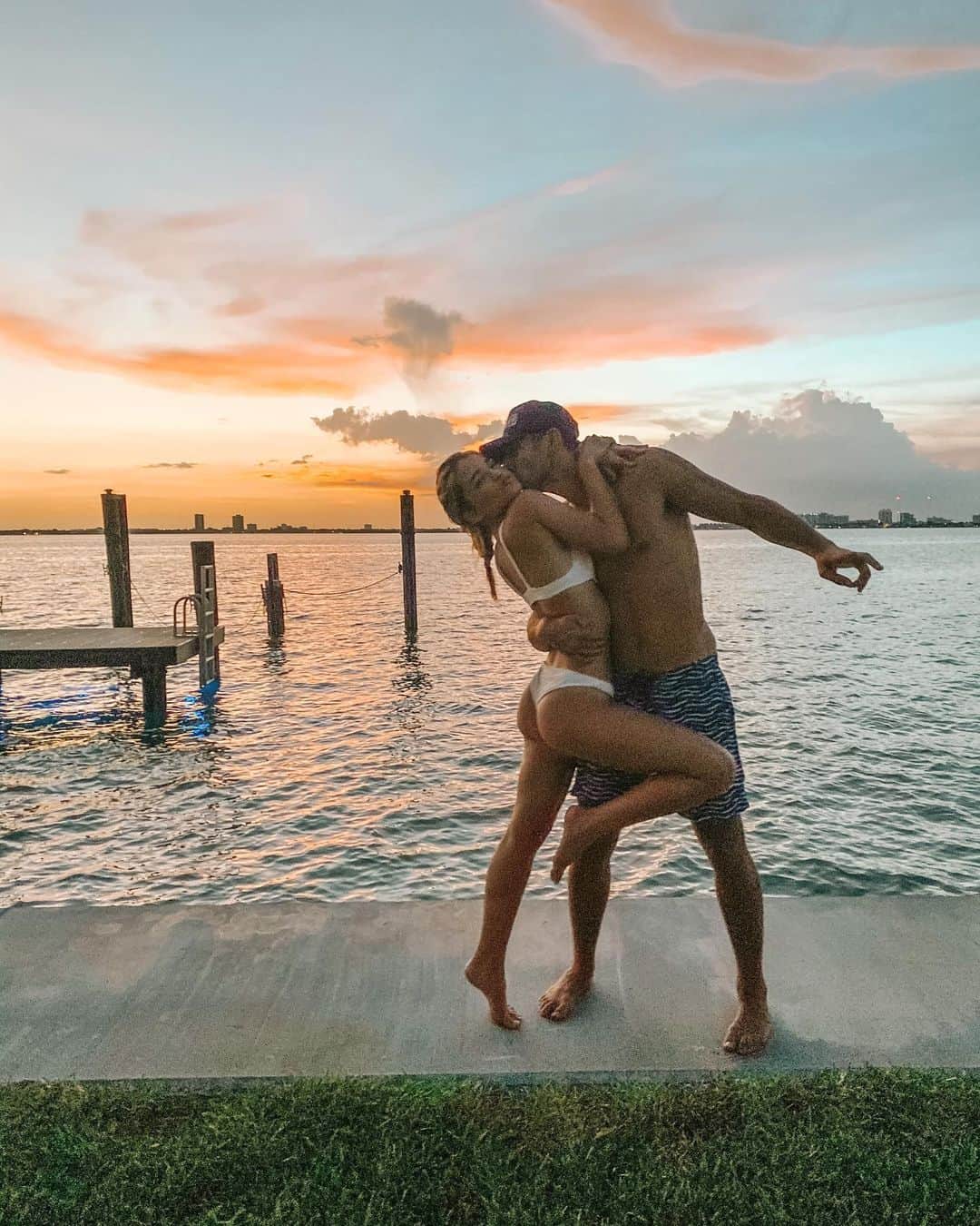 ヴェール・ゲンタのインスタグラム：「bad quality pics but good quality love」