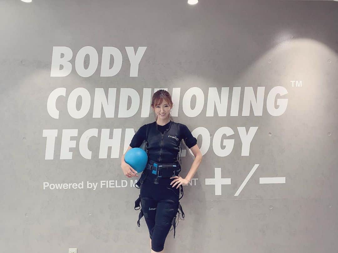 美波千夏さんのインスタグラム写真 - (美波千夏Instagram)「. おはようございます☀ 久しぶりのEMSトレーニングきつかったー😱 たった20分なのに効果すごすぎる…！ 筋肉痛しっかり3日間ありました🤭 表参道にある @bodyconditioningtechnology に通ってます！ 銀座にもオープンしたみたいです🙌」7月6日 5時31分 - chinatsu_minami