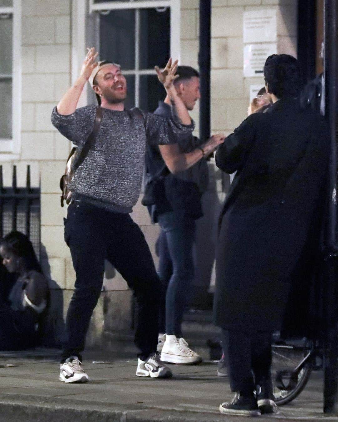 Just Jaredさんのインスタグラム写真 - (Just JaredInstagram)「@samsmith dances it out among friends during a night out in Soho. #SamSmith Photos: Backgrid」7月6日 7時31分 - justjared