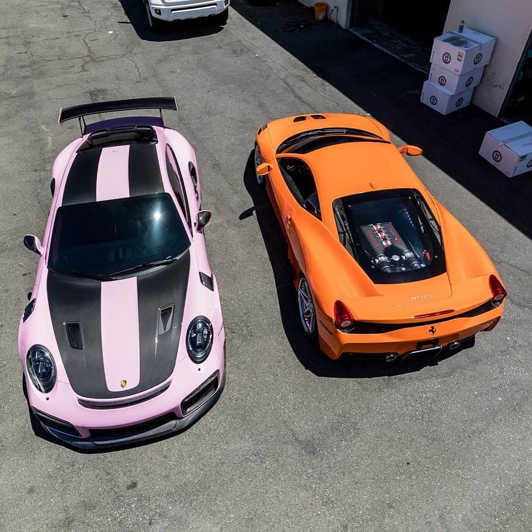 CarsWithoutLimitsさんのインスタグラム写真 - (CarsWithoutLimitsInstagram)「458 Speciale or GT2RS ?? Photo @boden_autohaus  #carswithoutlimits #458speciale #gt2rs」7月6日 11時49分 - carswithoutlimits