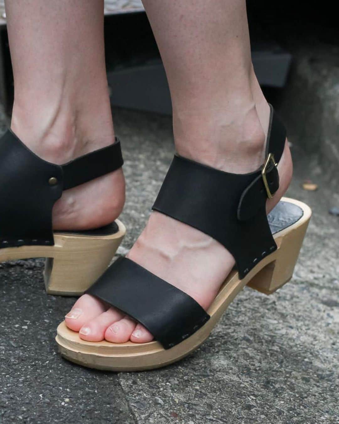 Fashionsnap.comさんのインスタグラム写真 - (Fashionsnap.comInstagram)「【#スナップ_fs】 Name：Gabi Dress #used Bag #used Shoes #BRYR  #fashionsnap #fashionsnap_women」7月6日 12時59分 - fashionsnapcom
