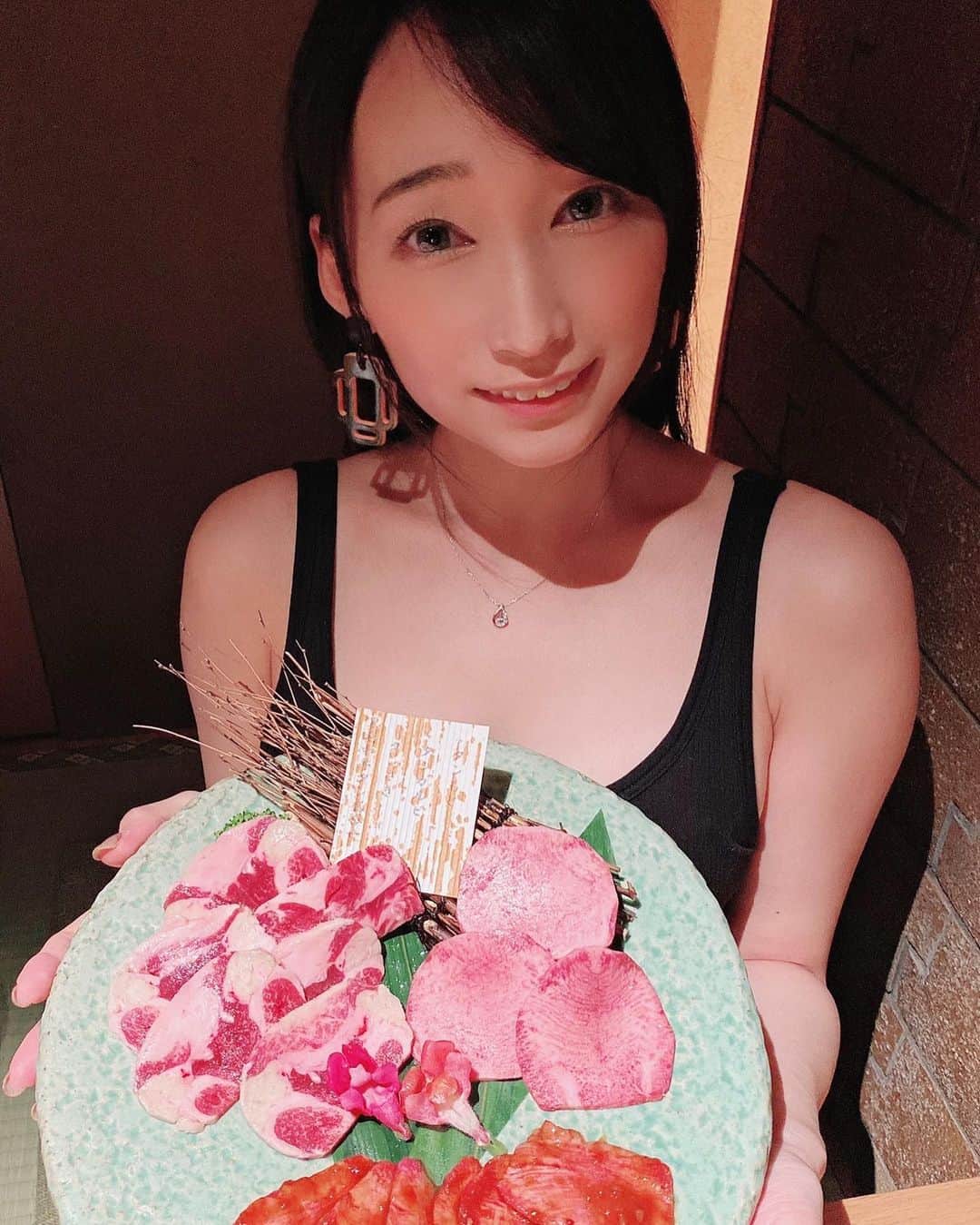 蓮実クレアのグルメインスタ