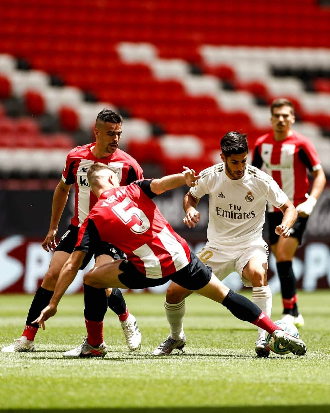 レアル・マドリードさんのインスタグラム写真 - (レアル・マドリードInstagram)「7️⃣ / 7️⃣ 🔥 Our 7th win in a row! 👊 ¡Séptima victoria consecutiva! #RMLiga  #HalaMadrid」7月6日 17時14分 - realmadrid