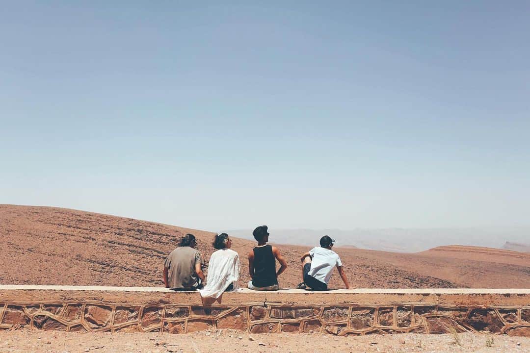 藤田敦子のインスタグラム：「ㅤㅤㅤ 2 years ago…🏜 ㅤㅤㅤ Photo by @___iso___ @hiroki_isohata ㅤㅤㅤ #blendatrip #blendatrip2018 #大人の青春」