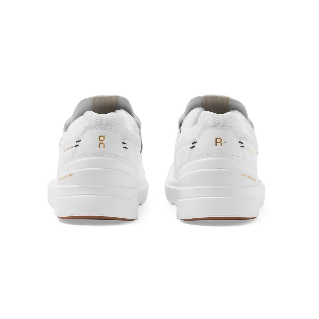 HYPEBEASTさんのインスタグラム写真 - (HYPEBEASTInstagram)「@hypebeastkicks: @rogerfederer and Swiss performance footwear brand @on_running have unveiled their first collaborative sneaker, THE ROGER. Inspired by the archetypal tennis sneaker of the ‘70s, the silhouette features a high-grade vegan leather construction in an all-white color scheme, a CloudTec® sole unit, as well as On’s Speedboard® and signature sock-like entry. The inaugural edition is limited to 1,000 and is available now via a draw at On’s website, and in-store exclusively at all @doverstreetmarketlondon locations. For more on the collaborative shoe, head to the link in our bio to read our exclusive interview with Federer and On Co-Founder David Allemann.⁠⠀ Photo: Juergen Teller for On」7月6日 17時22分 - hypebeast