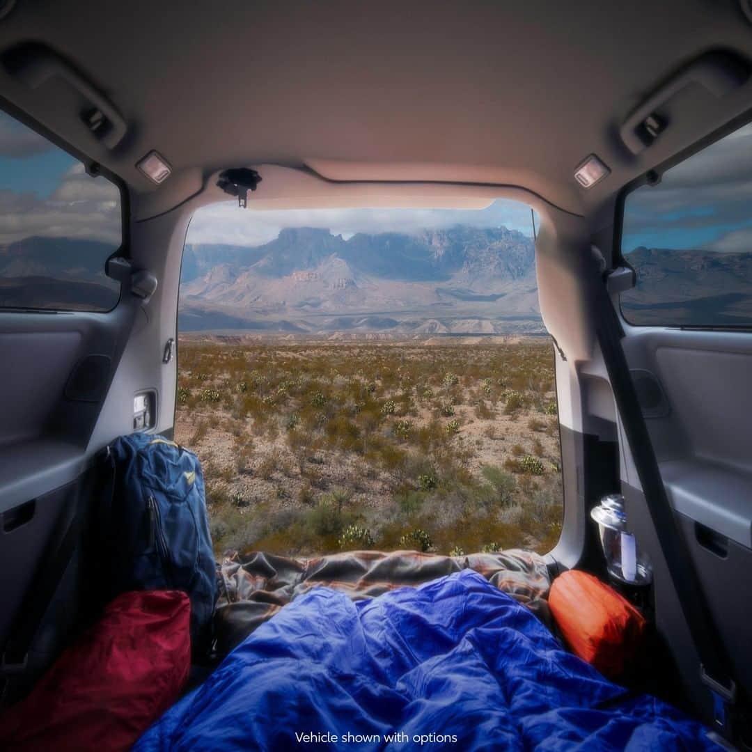 toyotausaさんのインスタグラム写真 - (toyotausaInstagram)「Enough space to turn any place into a room with a view. #Sienna #LetsGoPlaces」7月7日 2時50分 - toyotausa
