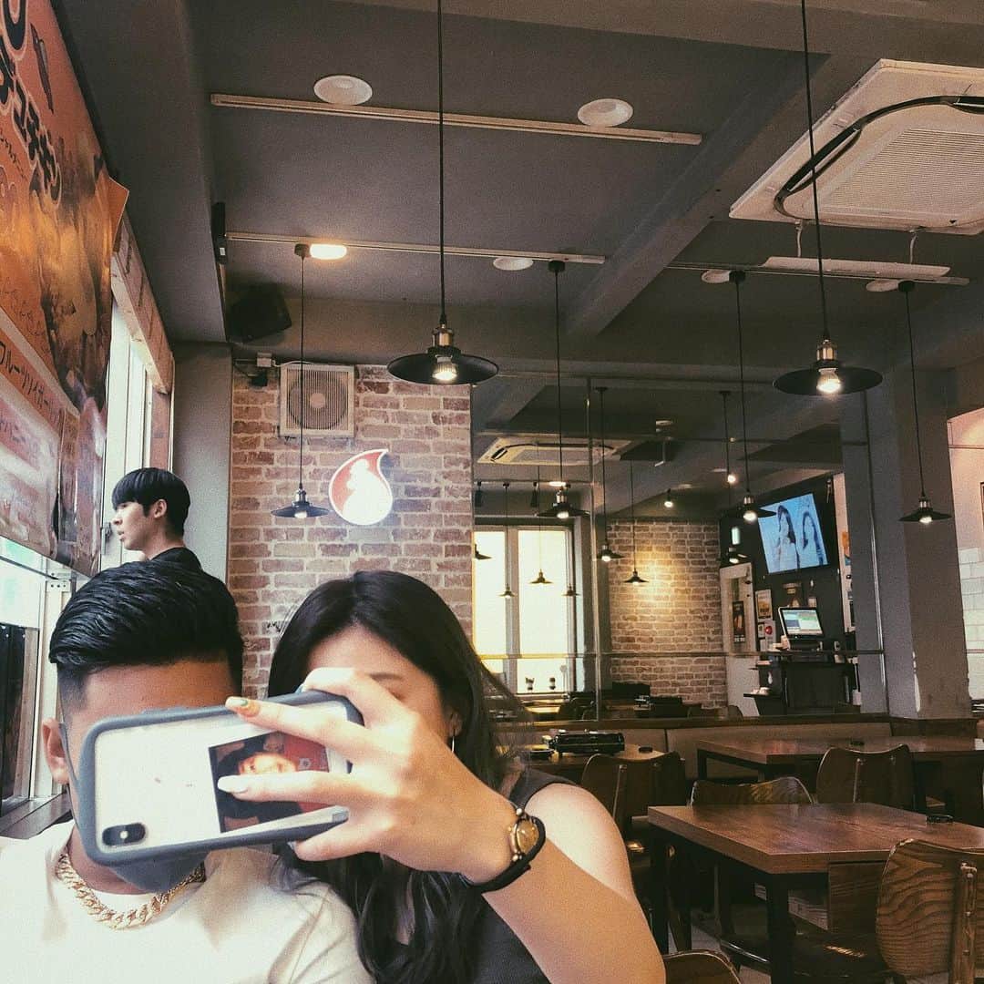 のインスタグラム：「寝坊しましたすみません」