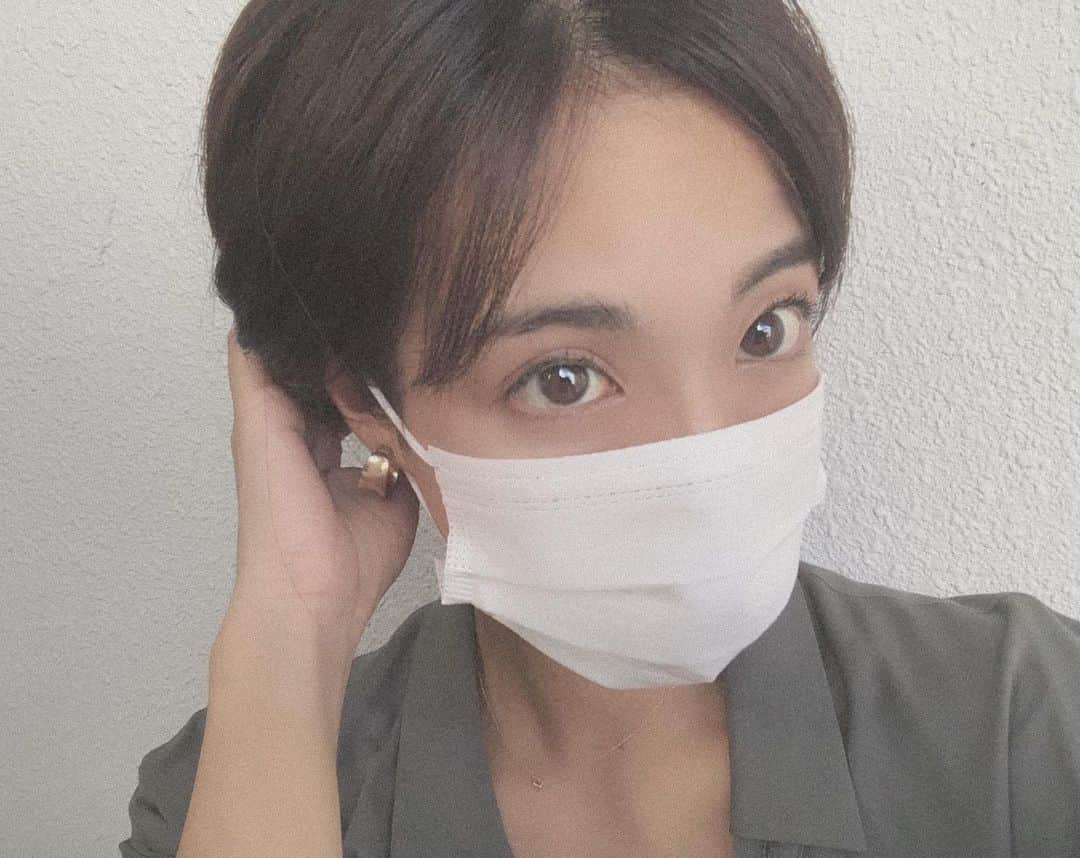 Minamiさんのインスタグラム写真 - (MinamiInstagram)「﻿ マスクがなくなってきたので、﻿ @flyy_online で購入しました。﻿ 三層フィルター、50枚入り。﻿ 安心です。﻿ ﻿ 暑い日にマスクきついけど、仕方ないねー！﻿ ﻿ ﻿」7月6日 19時31分 - minammii