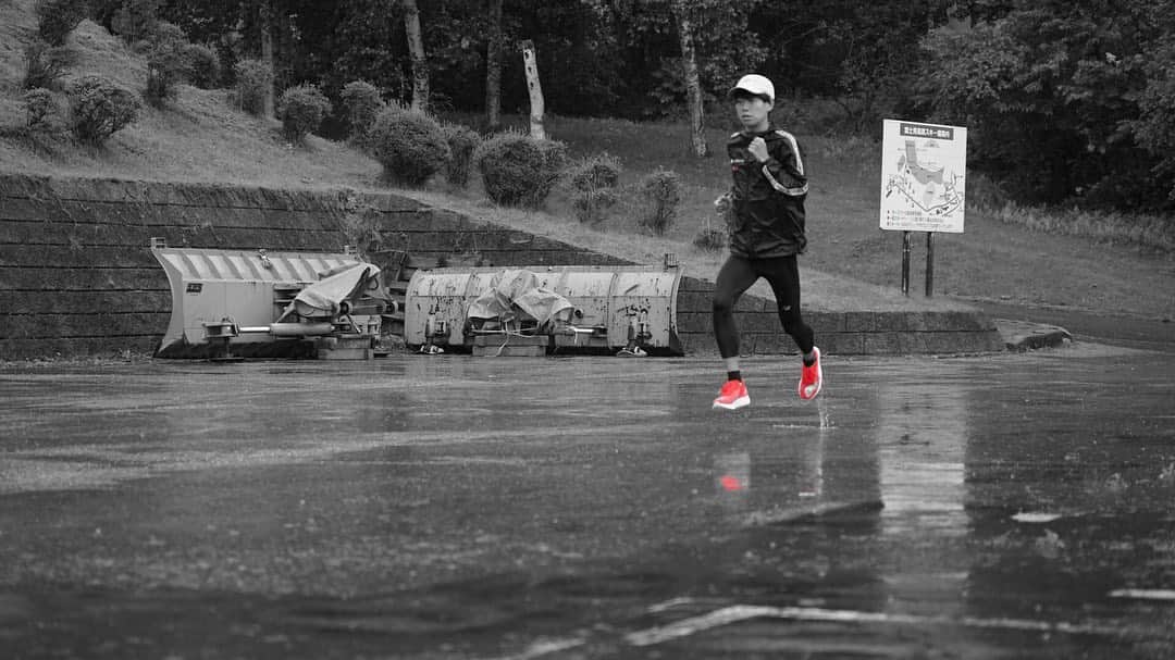 神野大地さんのインスタグラム写真 - (神野大地Instagram)「今日の富士見は雨でした☔️ #富士見合宿 #neoflame #fuelcell #wegotnow #newbalance #teamNB」7月6日 19時27分 - daichi_0913