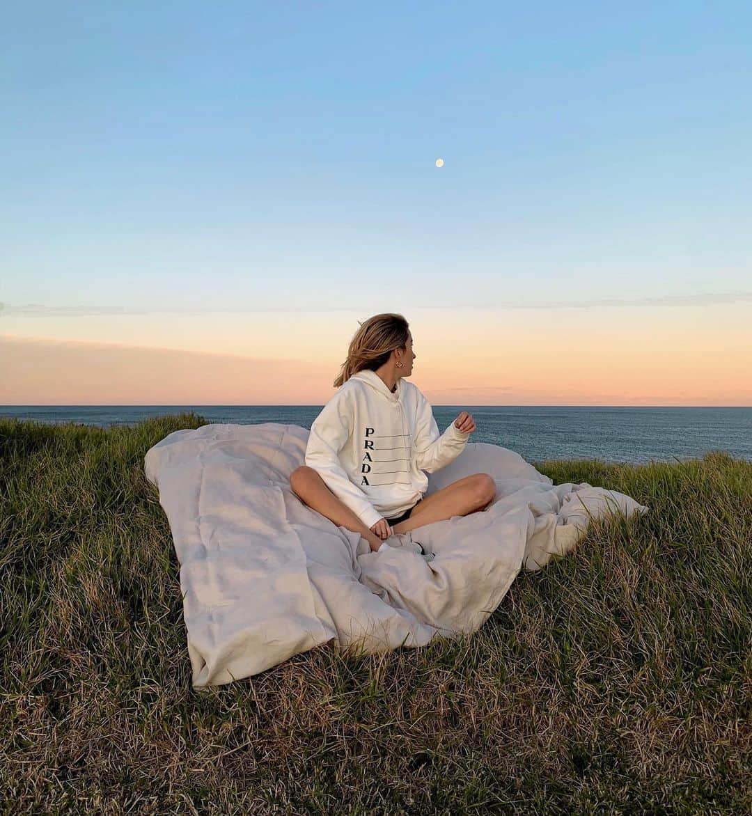 カルメン・ハミルトンのインスタグラム：「Love you to the moon and back」