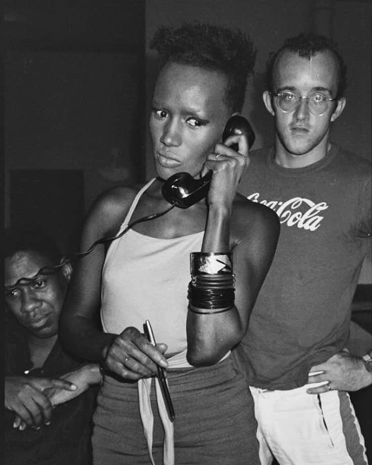 Meganさんのインスタグラム写真 - (MeganInstagram)「The gangs all here ⚡️ Grace Jones at 860 Broadway with Keith Haring and Andre Leon Talley 〰 photo by Andy Warhol, 1984 #gracejones #keithharing #andreleontalley #andywarhol」7月6日 19時44分 - zanzan_domus