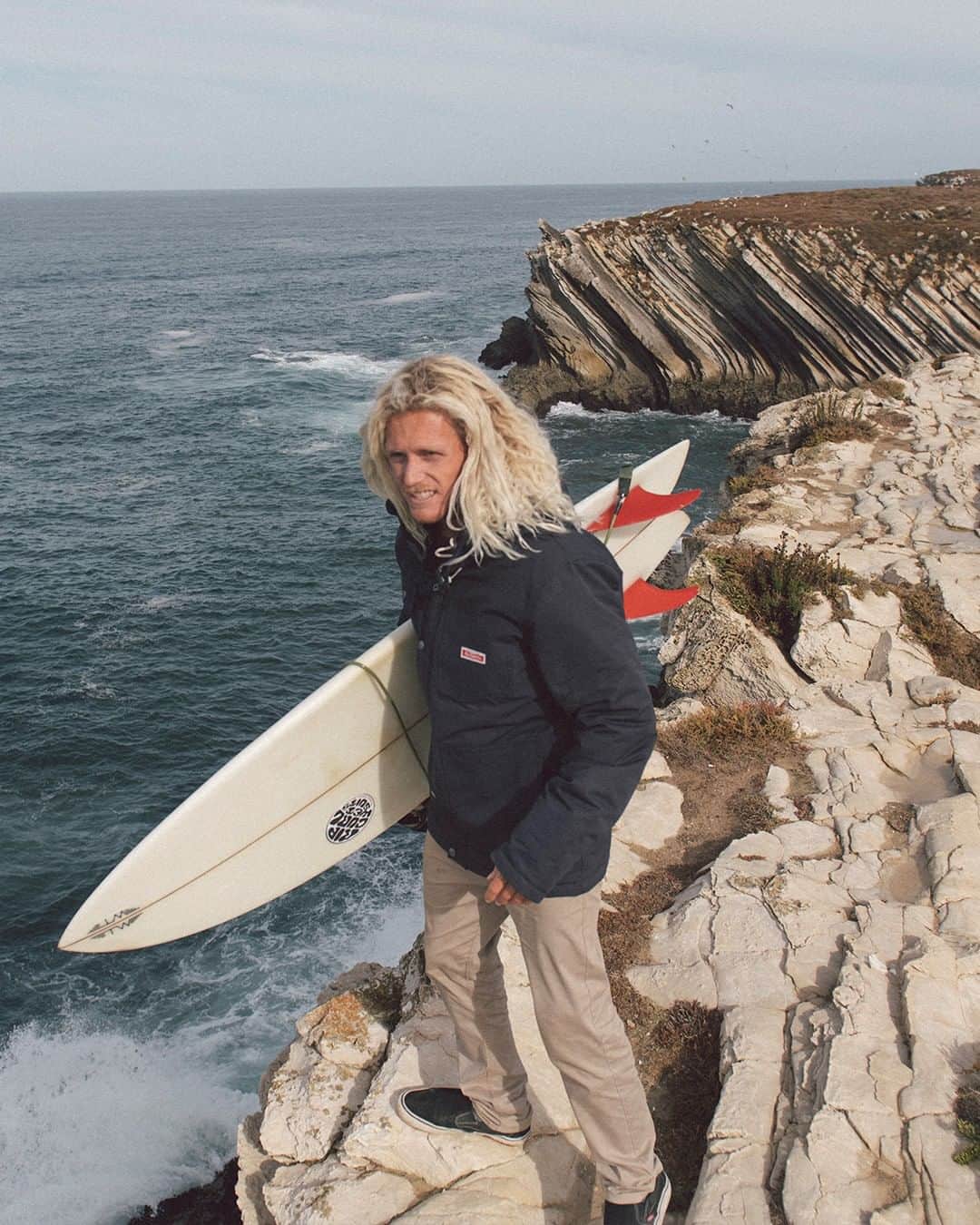 Rip Curl Australiaさんのインスタグラム写真 - (Rip Curl AustraliaInstagram)「#AntiSeries. Quality construction and technology to keep you warm and dry even when your Search takes you to unexpected weather.」7月6日 20時01分 - ripcurl_aus