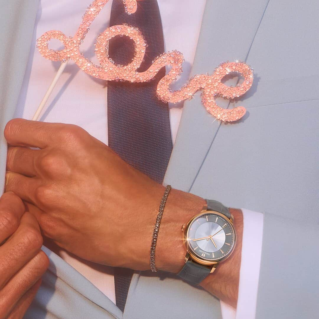 SWAROVSKIさんのインスタグラム写真 - (SWAROVSKIInstagram)「Don't forget the groomsmen with the Swarovski Wedding essentials for men. #SparkDelight」7月6日 20時15分 - swarovski