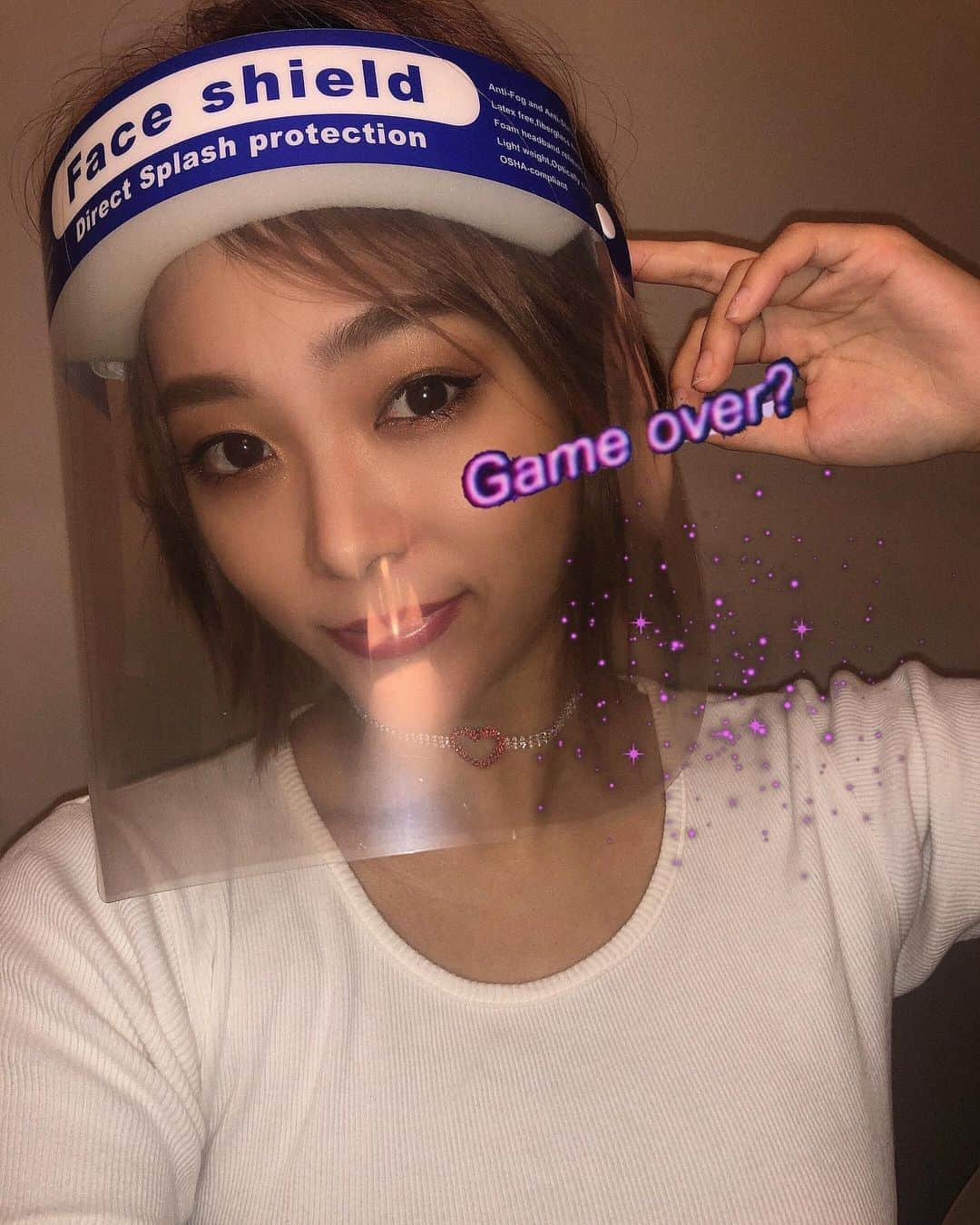 Yup’inのインスタグラム：「#フェイスシールド ゲッ㌧📣 @pinnap_tokyo_1 のラインチョーカー、テンション上がる💖」