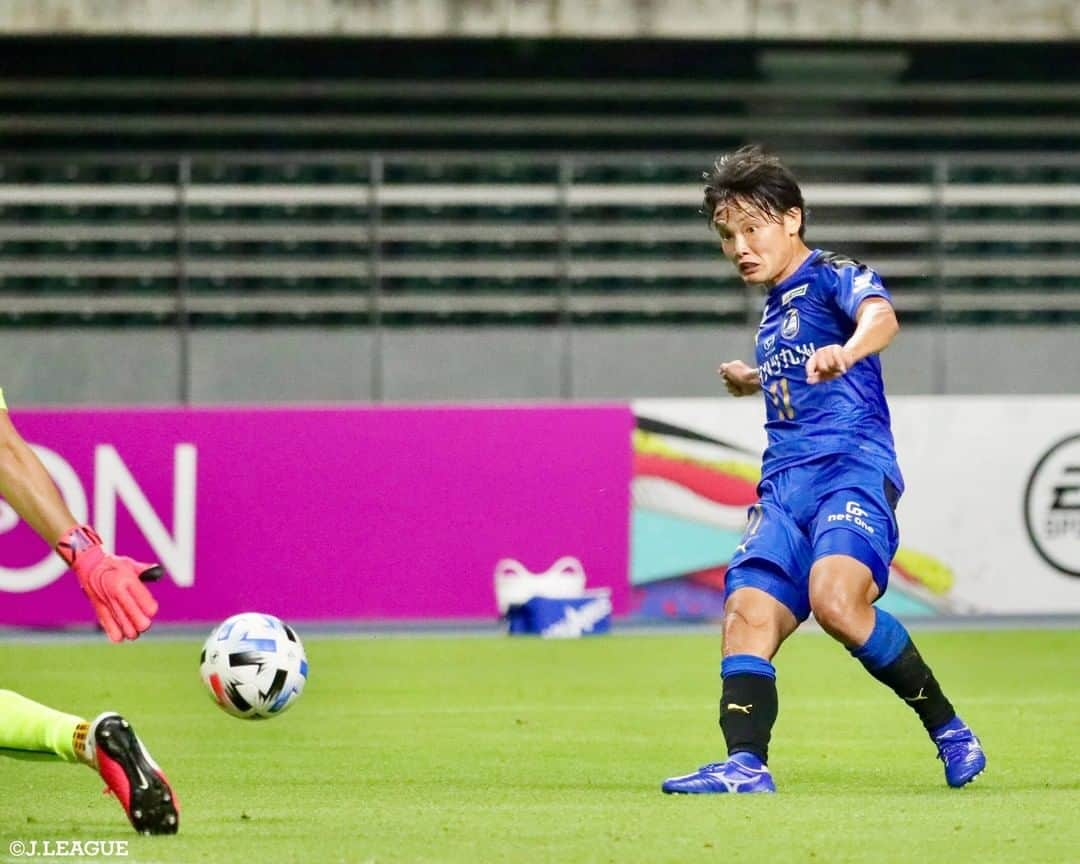 Ｊリーグさんのインスタグラム写真 - (ＪリーグInstagram)「Play Back JLEAGUE⚽️📸﻿ ﻿ 明治安田生命Ｊ１リーグ 第２節﻿ 印象的なシーンをプレイバック🔥﻿ ﻿ #Ｊリーグ ﻿ #jleague﻿ ﻿ #浦和レッズ #長澤和輝﻿ #横浜Fマリノス #エリキ﻿ #北海道コンサドーレ札幌 #鈴木武蔵﻿ #横浜FC  #名古屋グランパス #清水エスパルス #金井貢史﻿ #セレッソ大阪 #清武弘嗣﻿ #ガンバ大阪 #菅沼駿哉﻿ #大分トリニータ #田中達也 ﻿ #柏レイソル #マテウスサヴィオ #川崎フロンターレ #谷口彰悟 ﻿ #鹿島アントラーズ #エヴェラウド﻿ #ベガルタ仙台 ﻿ #湘南ベルマーレ ﻿ #ヴィッセル神戸 #アンドレスイニエスタ #サンフレッチェ広島 #東俊希」7月6日 20時39分 - jleaguejp