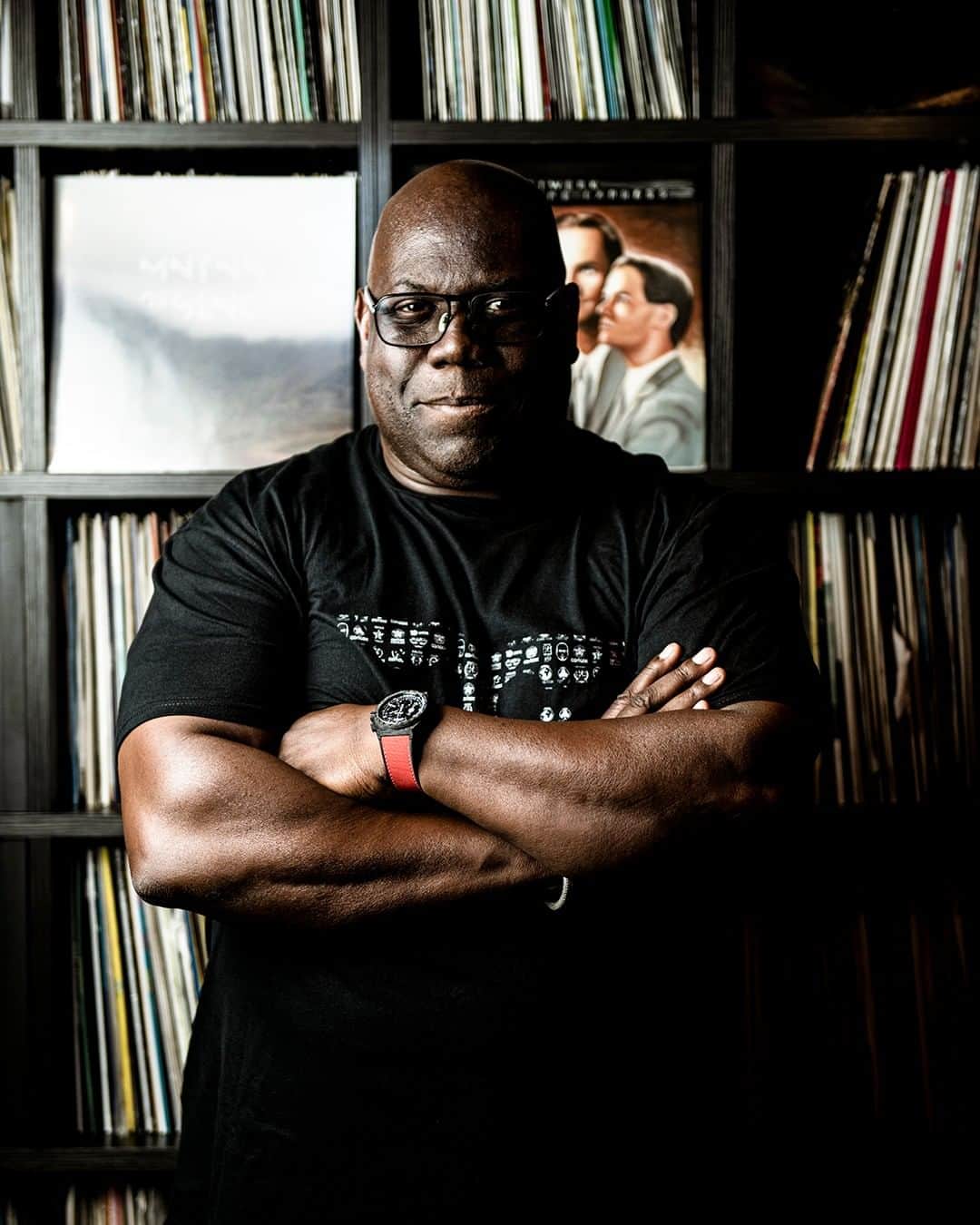 ゼニスのインスタグラム：「#CarlCox: “All of us have the power within us to feel the beat and dance – my job is to bring that energy out and to unite everyone on the dancefloor. Zenith is about elevating the art of watchmaking, so collaborating with them on a watch with a high-frequency beat felt very natural” - @carlcoxofficial  #Zenith #ZenithWatches #Watches #Watch #Watchesofinstagram #Watchfam #WatchoftheDay #Luxury #WatchAddict #Watchcollector #Horology #DailyWatch #ElPrimero #Chronograph #ZenithXCarlCox」