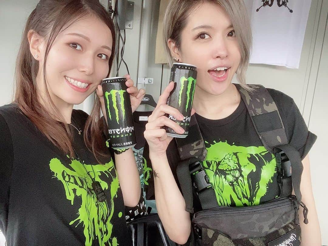 三浦孔美さんのインスタグラム写真 - (三浦孔美Instagram)「MAYOZONES opened shop in PEACE COMBAT GAMES vol.13 at UNION BASE & MET UNION.﻿ ﻿ We went to an event after a long time✨﻿ Many people visited our shop and talk to us,﻿ we had a lot of fun!!!!!﻿ I like talk with someone who come to the event😊﻿ ﻿ And I was really happy because many people wore our items♥️✨﻿ ﻿ I have a little regret that I couldn’t eat food by Kitchen Car...😭😭😭﻿ ﻿ ﻿ ﻿ Thank you for your visiting and buying guys!!😘﻿ ﻿ ﻿ ﻿ #MAYOZONES﻿ #マヨゾネス﻿ #PEACECOMBATGAMES﻿ #ピスコン﻿ #UNIONBASE﻿ #METUNION﻿ #イベント出店﻿ #ゾンビグリーン﻿ #サバゲー﻿ #サバゲーマー﻿ #サバイバルゲーム﻿ #サバゲー女子﻿ #ミリタリー﻿ #military﻿ #秋田﻿ #モデル﻿ #MC﻿ #japanesegirl﻿ #メガネ女子﻿ #コスプレ﻿ #サバゲー装備﻿ #東京マルイ﻿ #GLOCK19﻿ #KRYTAC﻿ #tridentmk2crb﻿ #airsoft﻿ #airsoftjapan﻿ #サバゲーしたい﻿ #サバゲーマーさんと繋がりたい﻿ #写真好きな人と繋がりたい」7月6日 22時40分 - 93_miura