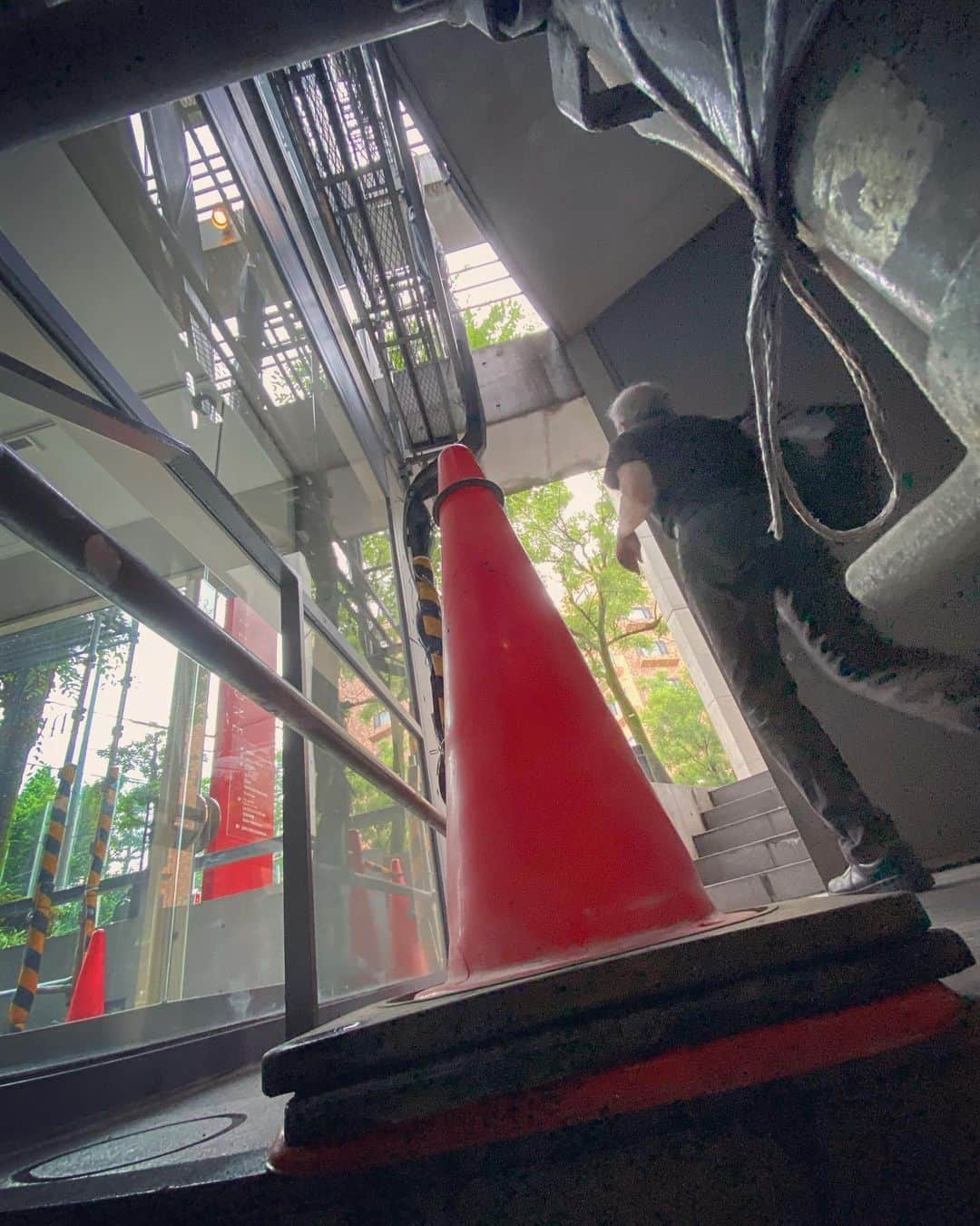 のインスタグラム：「#streetphotography #storyofthestreet #streetscenesmag #streetoftokyo #streetcinematography #streetoftones #kaishishido #iphone11pro #photography #photographer #photooftheday」