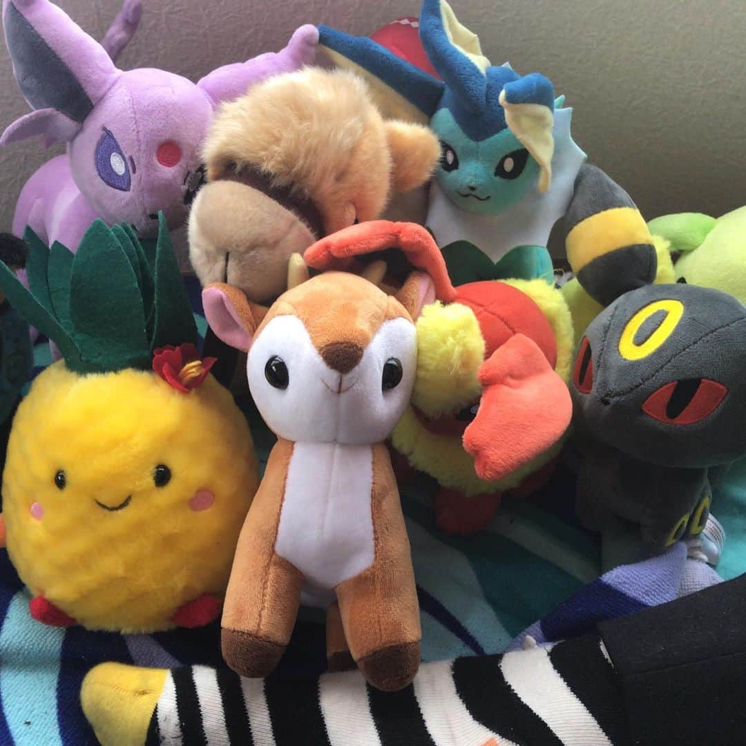 ミラのインスタグラム：「The only thing I actually collect」