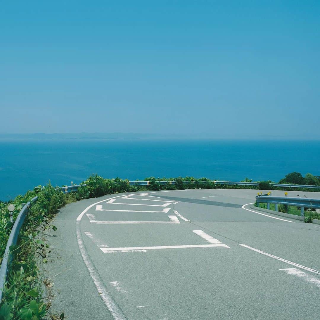 濱田英明のインスタグラム：「Teshima, Kagawa, Japan, 2018 #pentax67」