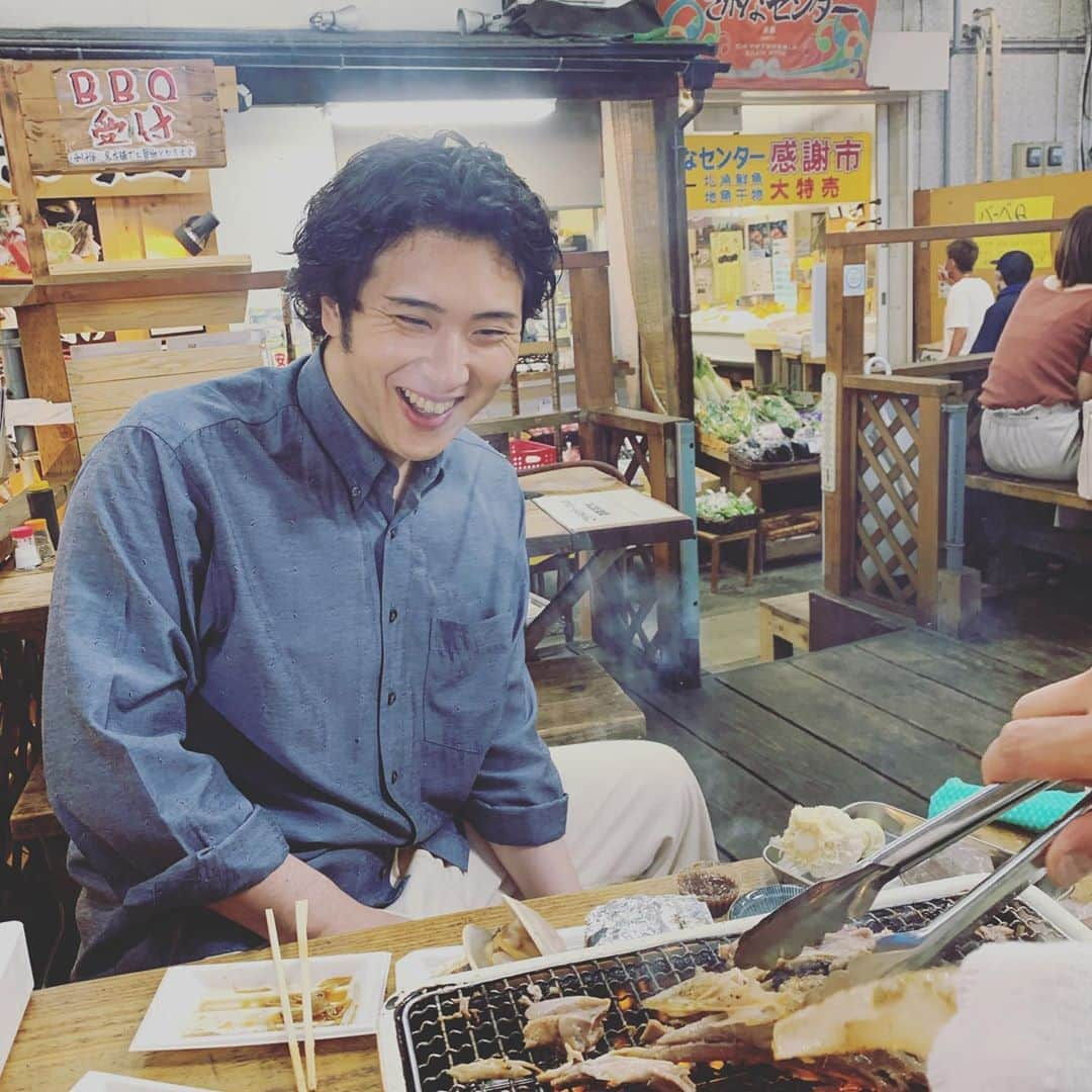 木村了さんのインスタグラム写真 - (木村了Instagram)「幸せそうな彼です。  #良い旅夢気分  #7月11日  #喋り過ぎて時間忘れる  #尾上松也  #大好きな役者 #また共演したいな  #いや #呑みに行きたい  #なんでもない話をするのが楽しい  #そんな魅力を感じる彼  #今度は必ず #歌舞伎を観に行きます」7月6日 23時31分 - r_k0923