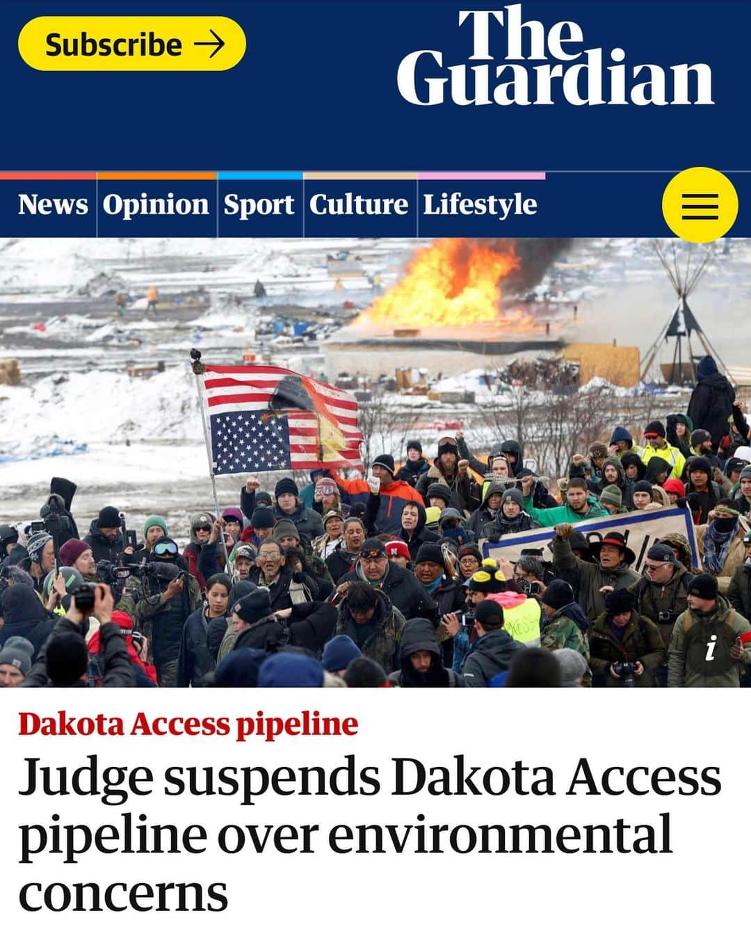 バーニー・サンダースさんのインスタグラム写真 - (バーニー・サンダースInstagram)「Congratulations to the many Native Americans and advocates who struggled to defeat this terrible pipeline, which should never have been built. We must end our dependence on fossil fuels and stop putting corporate profits over Native American rights. The struggle continues.」7月7日 0時32分 - berniesanders