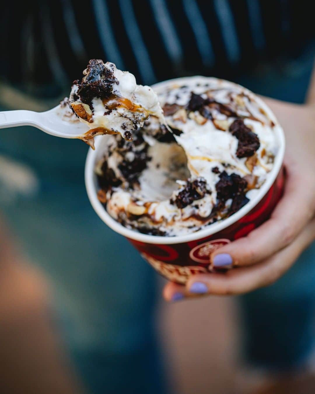 コールド・ストーン・クリーマリーのインスタグラム：「Brb.... drooling 🤤」