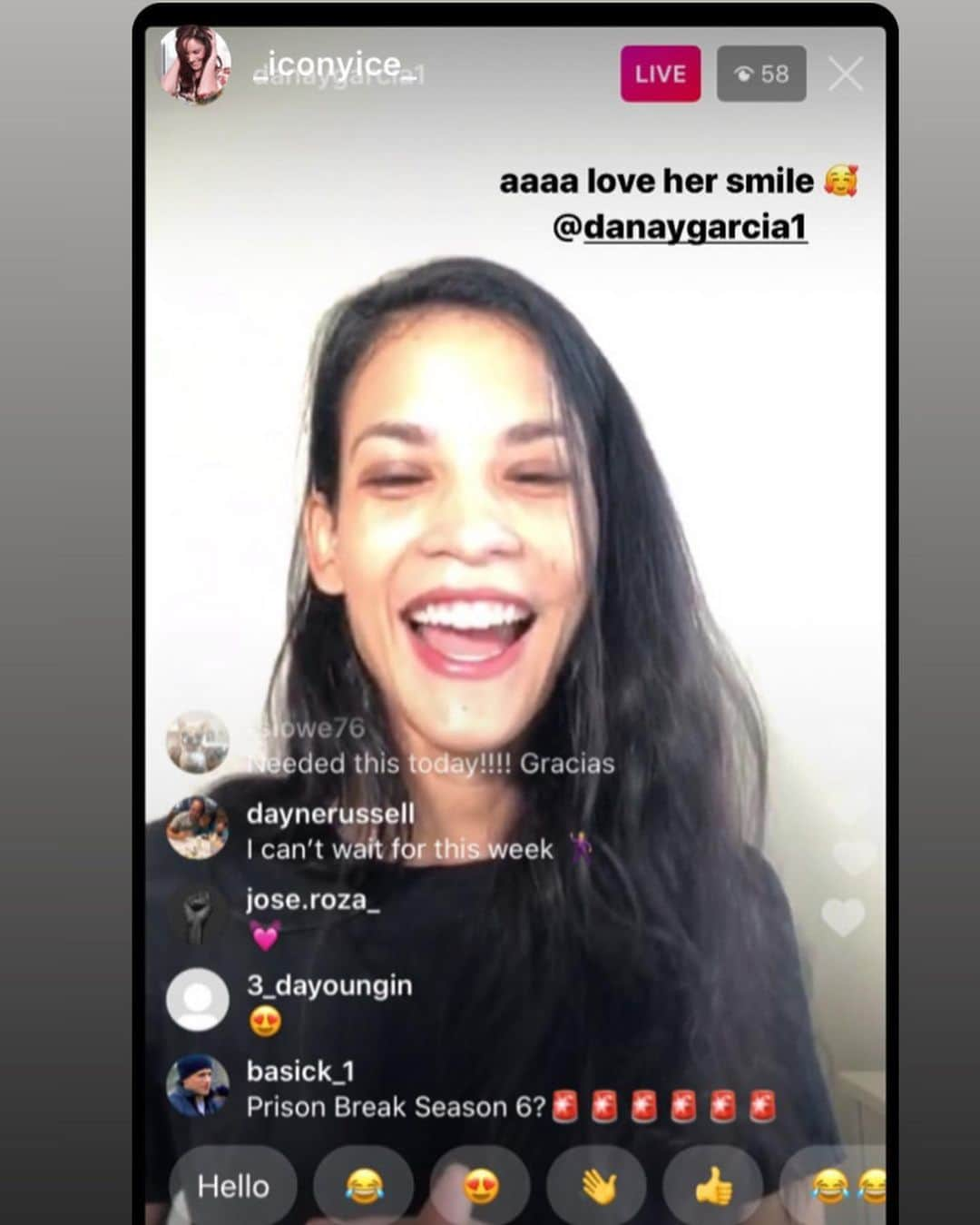 ダナイ・ガルシアさんのインスタグラム写真 - (ダナイ・ガルシアInstagram)「And just like that post - birthday party with the best fans in the world. Thank you for making every IG LIVE so unique & special. 🥰👑#queen  Stay strong me safe my darlings.  #thisishappening #love #monday #gratitude #blessings #singing #letsdothis #community #comunidad #amor #flores #videos #yes  Never forget the magic 👑」7月7日 2時06分 - danaygarcia1