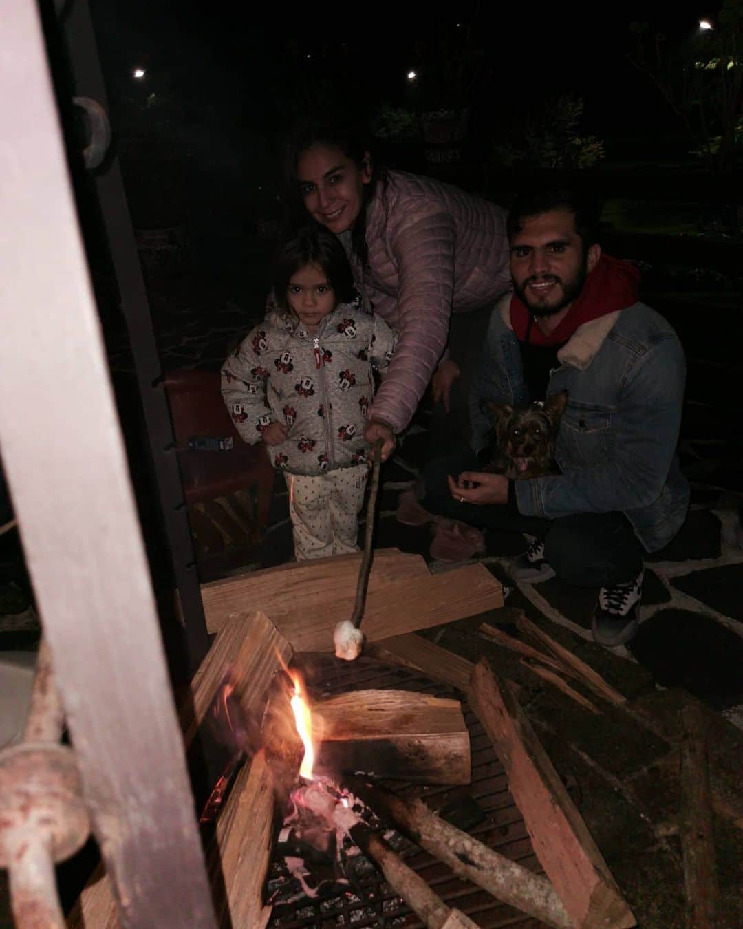 イヴァン・ガルシアのインスタグラム：「Empezando la semana con unas bonitas fotos en familia... #bueniniciodesemana」