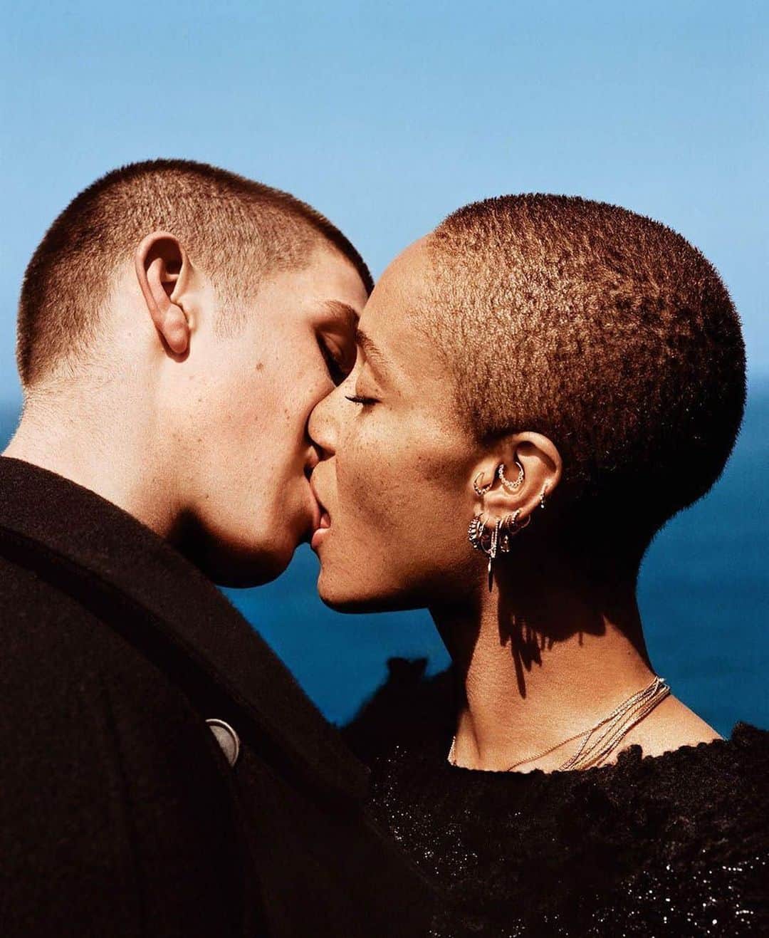 Vogue Parisさんのインスタグラム写真 - (Vogue ParisInstagram)「Today is #InternationalKissingDay (yes, really). How will you be celebrating?  @AdwoaAboah and @OisinMurphy_ shot by @AlasdairMcLellan and styled by @AleksWoro」7月7日 2時26分 - voguefrance