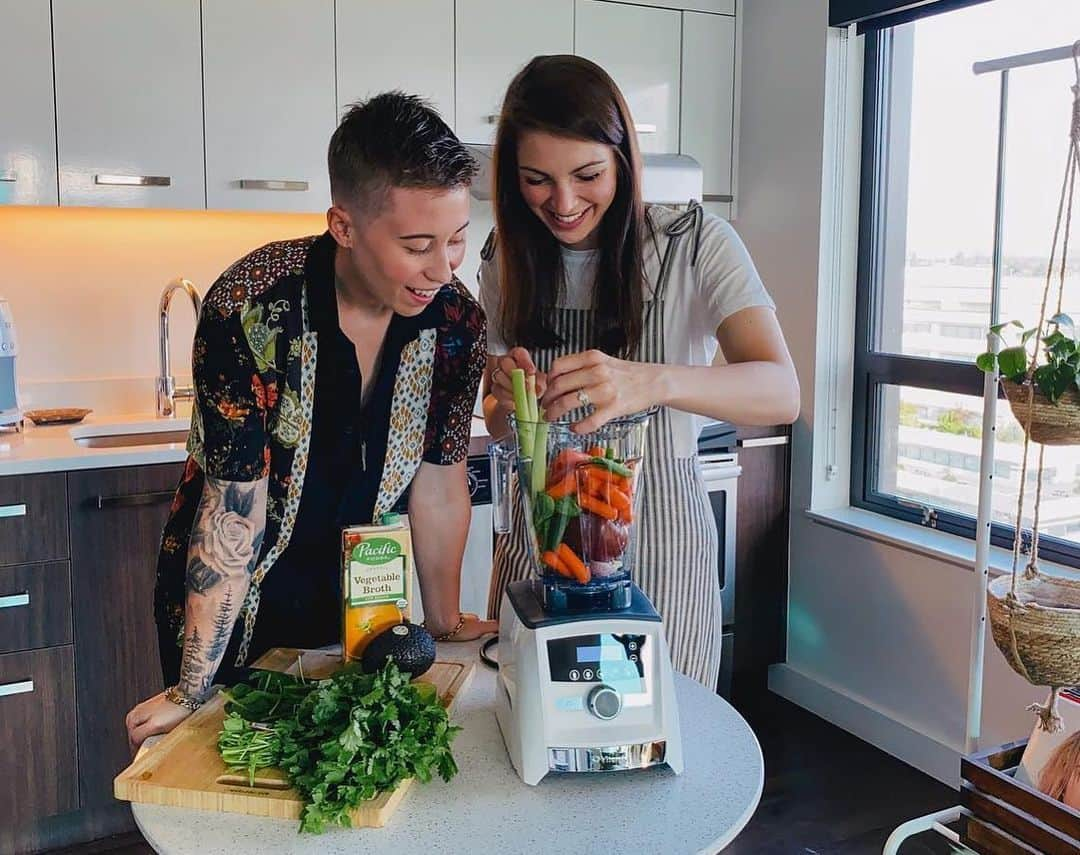 Vitamix Global Headquarters Real foodさんのインスタグラム写真 - (Vitamix Global Headquarters Real foodInstagram)「Do you remember your first, official Vitamix blend??🤔 • Heather + Kelsey Pearson made a delicious Tortilla Soup for their first blend and as you can see, it looks amazing! Check out the Vitamix unboxing video AND recipe on their Youtube channel shesmypearson. • 📸: @kelseystacypearson + @heathermyriahpearson • #repost #shesmypearson #myvitamix #vitamix #recipes #vegan #plantbasedmeals #wholefood #avocado #tortilla #blender #soup」7月7日 5時16分 - vitamix