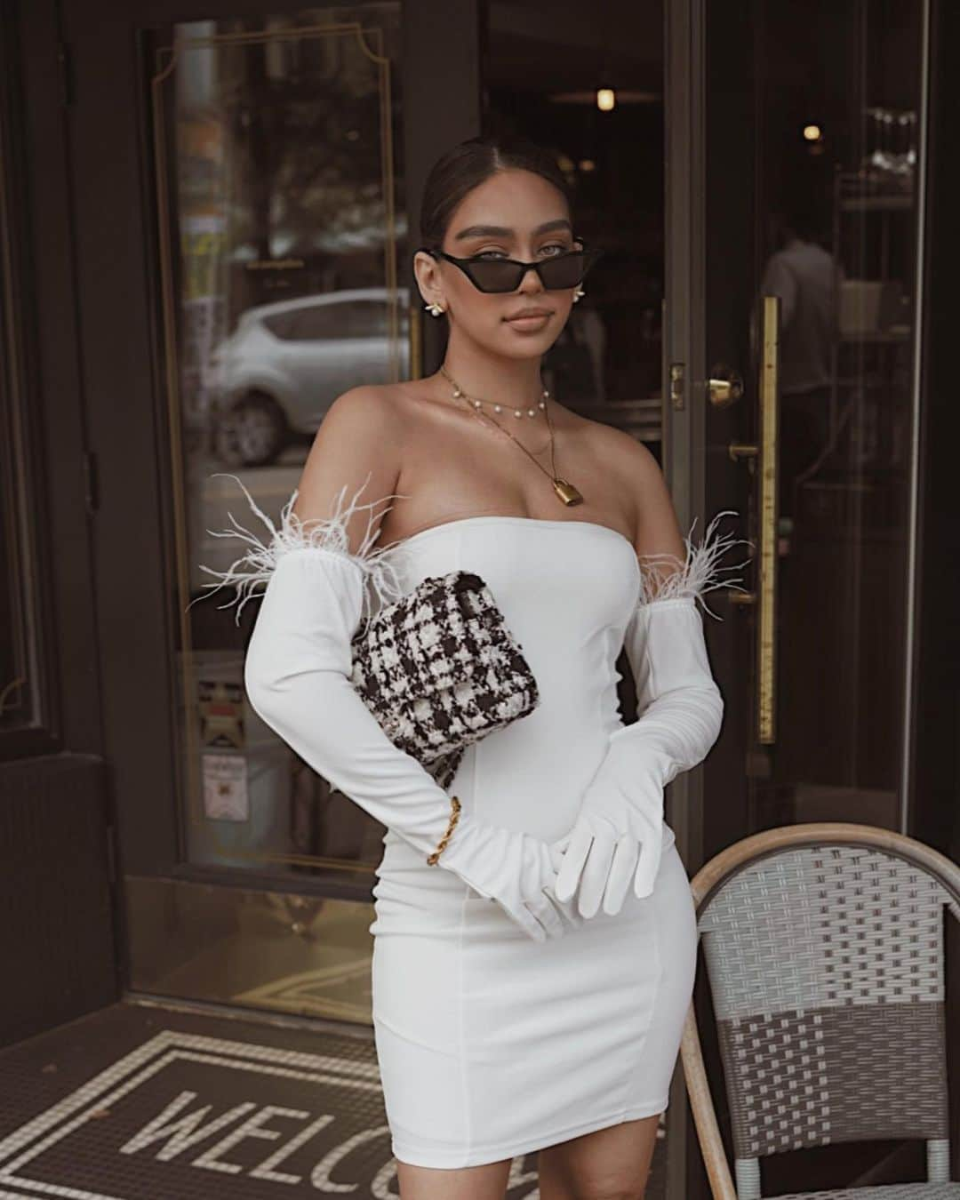 JANICE JOOSTEMAさんのインスタグラム写真 - (JANICE JOOSTEMAInstagram)「Bonjour mes amis 🖤 @fashionnova  [fashionnovapartner]」7月7日 6時03分 - janicejoostemaa