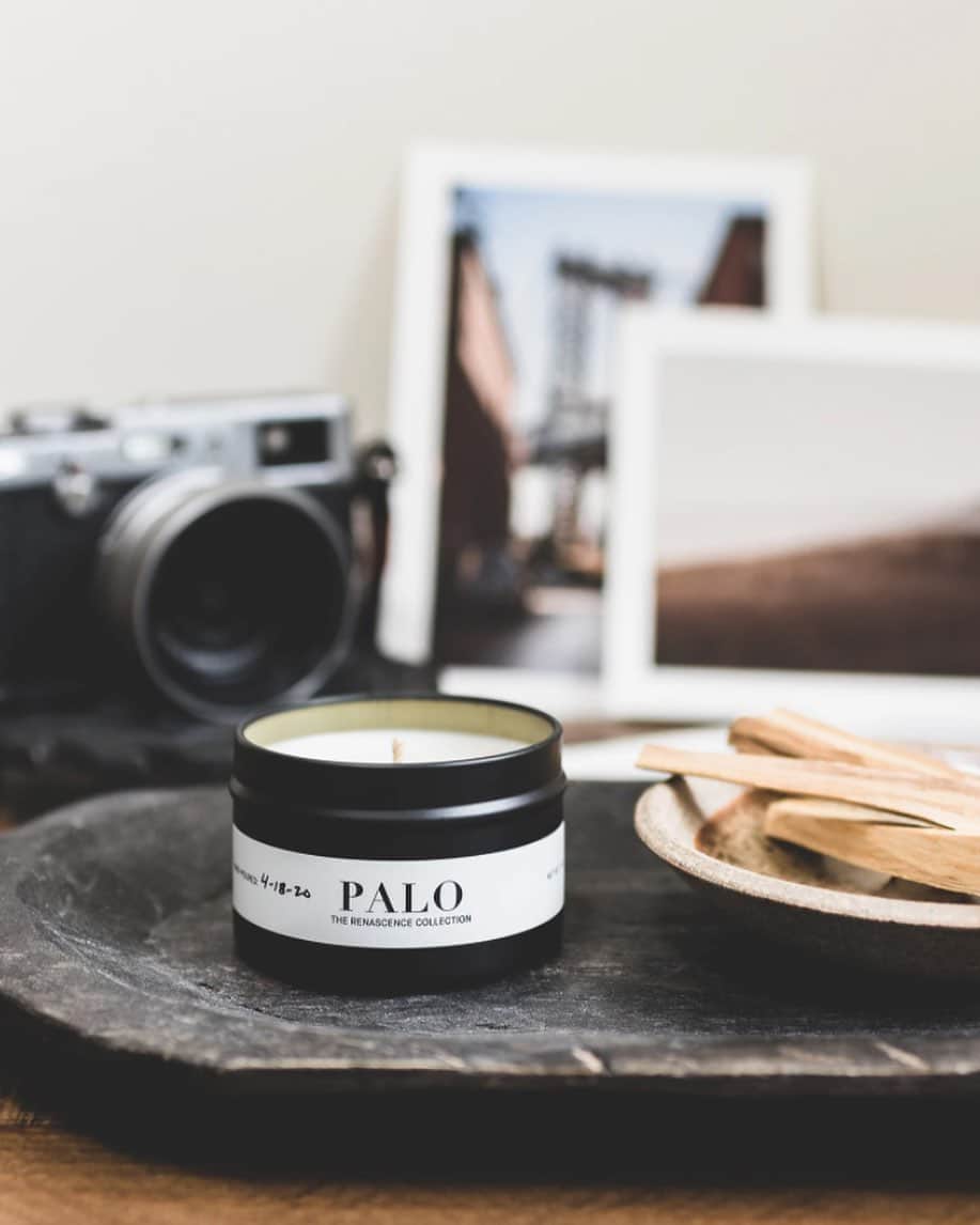 のインスタグラム：「🕯 The Four Basic Candle Safety Rules:⁠⠀ - Be present, be aware, and never leave a burning candle unattended.⁠⠀ - Place your candle in a safe place, away from the edge of a table or counter, and never burn a candle near anything that might catch fire.⁠⠀ - Keep candles out of reach of curious children and playful pets.⁠⠀ - Only summon good spirits during a seance, unless you're feeling spicy 🔥⁠⠀ ⁠⠀ Shop all-natural coconut/soy wax blend @wndrmade candles and more at Fred Segal.⠀ ⠀ #candles #wndrmade #homedecor #homeoffice #homevibes #fredsegal」