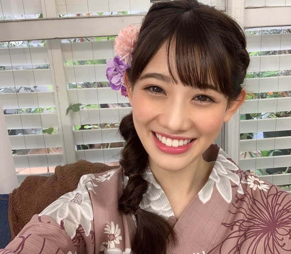 秋本帆華さんのインスタグラム写真 - (秋本帆華Instagram)「. おはよ〜♪ 今日は七夕🎋 今夜晴れるといいね⭐️ みんなにとって素敵な1日になりますように♪ #七夕 #浴衣 今夜は20時から #ニコS 😊 また夜ね〜💓」7月7日 7時28分 - honoka_akimoto_official