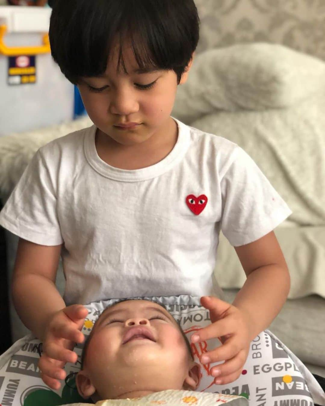 Raffi Ahmadさんのインスタグラム写真 - (Raffi AhmadInstagram)「Bayi Gemezzz ❤️」7月7日 13時44分 - raffinagita1717