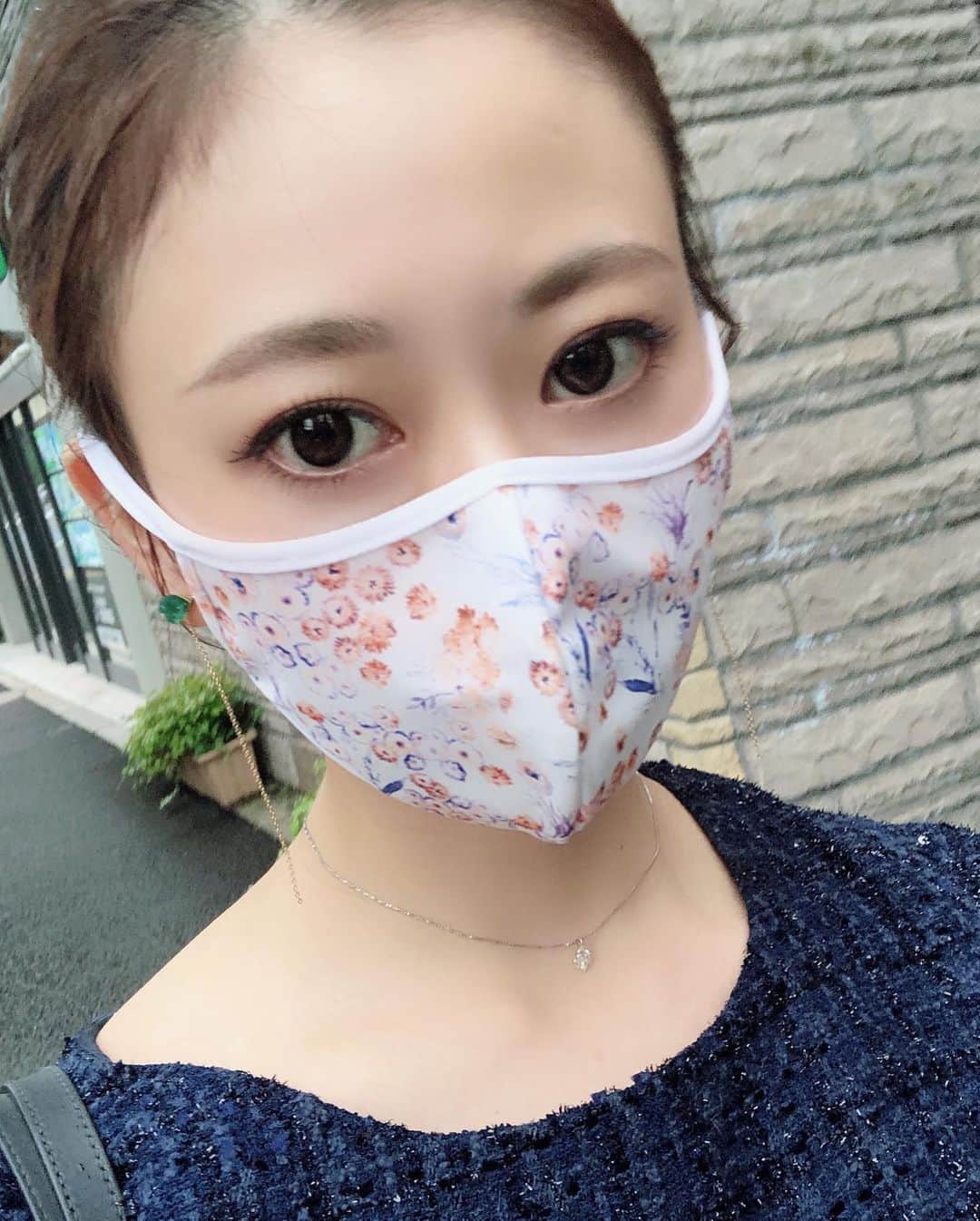 梶本成美さんのインスタグラム写真 - (梶本成美Instagram)「可愛いマスクテンション上がる😌  .  #マスク　#コロナに負けるな」7月7日 9時26分 - narumikajimoto