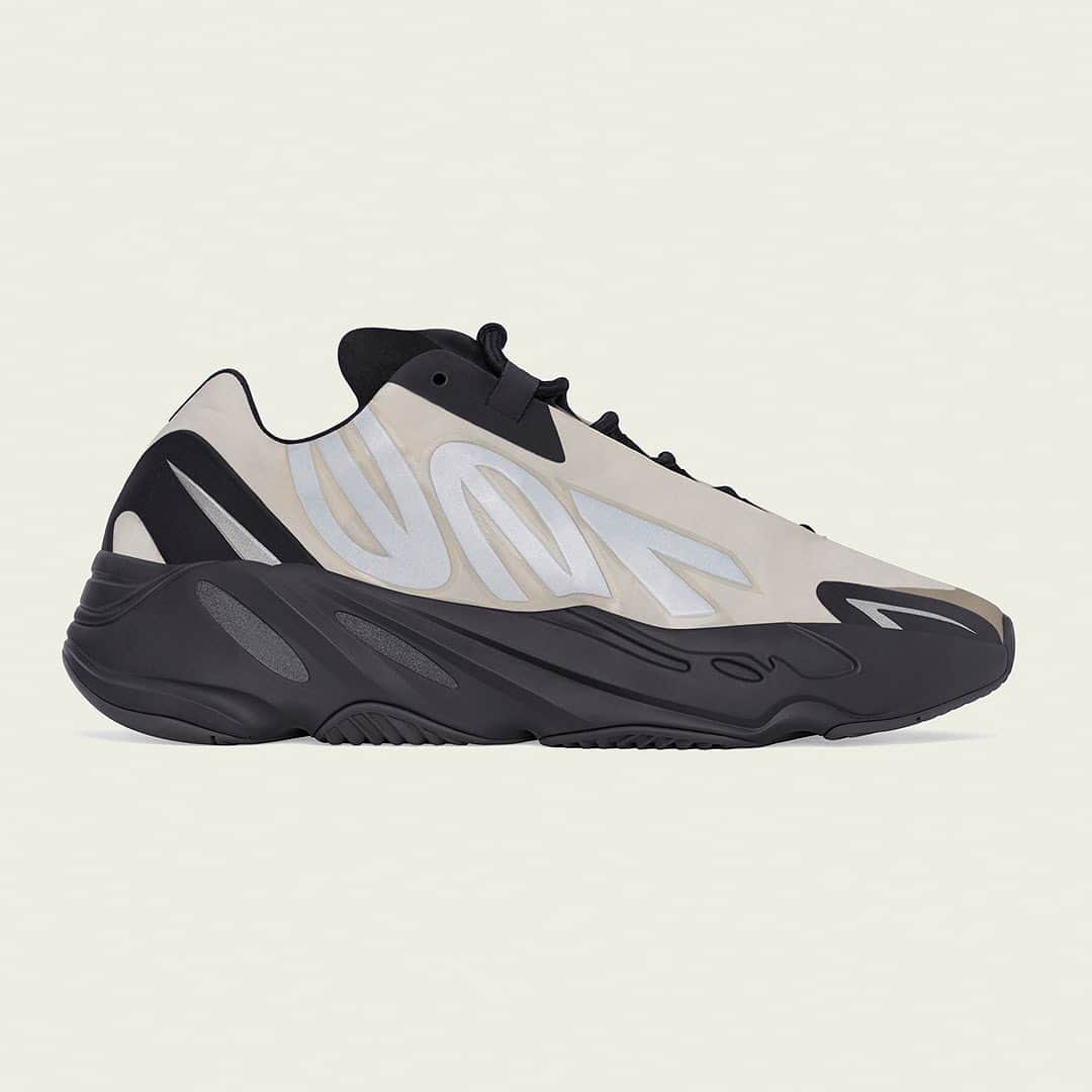 HYPEBEASTさんのインスタグラム写真 - (HYPEBEASTInstagram)「@hypebeastkicks: @adidas has unveiled official images for its upcoming YEEZY BOOST 700 MNVN “Bone.” With a black sole unit and matching accents, the shoe features the “Bone” shade across the upper with a touch of tan on the toe, and the familiar reversed 700 branding, which is also reflective. They’re set to launch on the soon-to-be-redesigned YEEZY Supply website come July 11.⁠⠀⁠⠀ Photo: adidas」7月7日 11時12分 - hypebeast