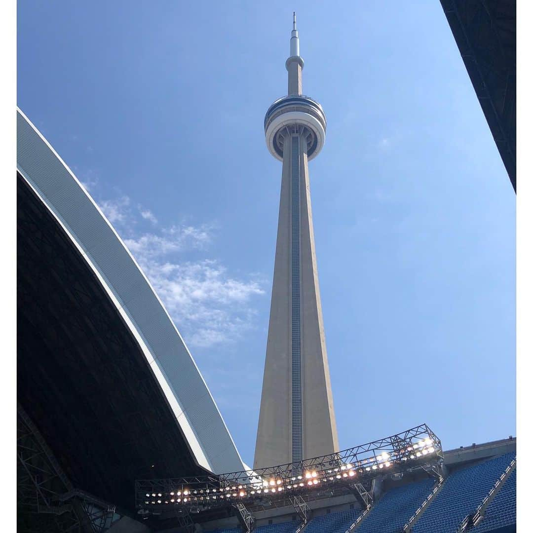 柳賢振のインスタグラム：「2020 60-game schedule is out. We are in Toronto and I’ll see you guys soon.  Let’s go Blue Jays! #bluejays #toronto」