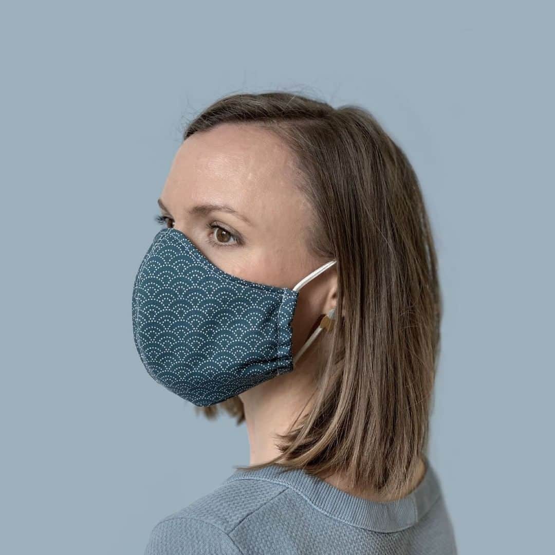New York Times Fashionさんのインスタグラム写真 - (New York Times FashionInstagram)「In March, haute couture seamstresses from Chanel, Dior, Yves Saint Laurent came together to make face masks, distributing them to essential workers for free. Quarantine has ended in Paris, but instead of disbanding their network, the seamstresses began experimenting with open-source design patterns, joining a movement to reduce waste in fashion. Read more at the link in our bio.」7月7日 23時00分 - nytstyle