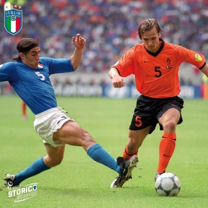 サッカーイタリア代表さんのインスタグラム写真 - (サッカーイタリア代表Instagram)「🇪🇺 #UnoStoricoEuropeo 🏆 . 🎞 Gli #highlights di #Olanda🇳🇱 🆚 #Italia🇮🇹 , l'intervista a Francesco #Toldo, i documenti storici e gli approfondimenti sull'#Europeo 2000 nella sezione dedicata di Figc.it . . #VivoAzzurro」7月7日 23時00分 - azzurri