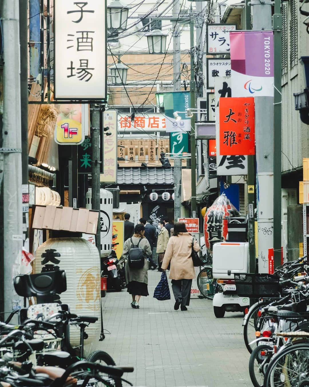 woody_chaiのインスタグラム：「🍶」