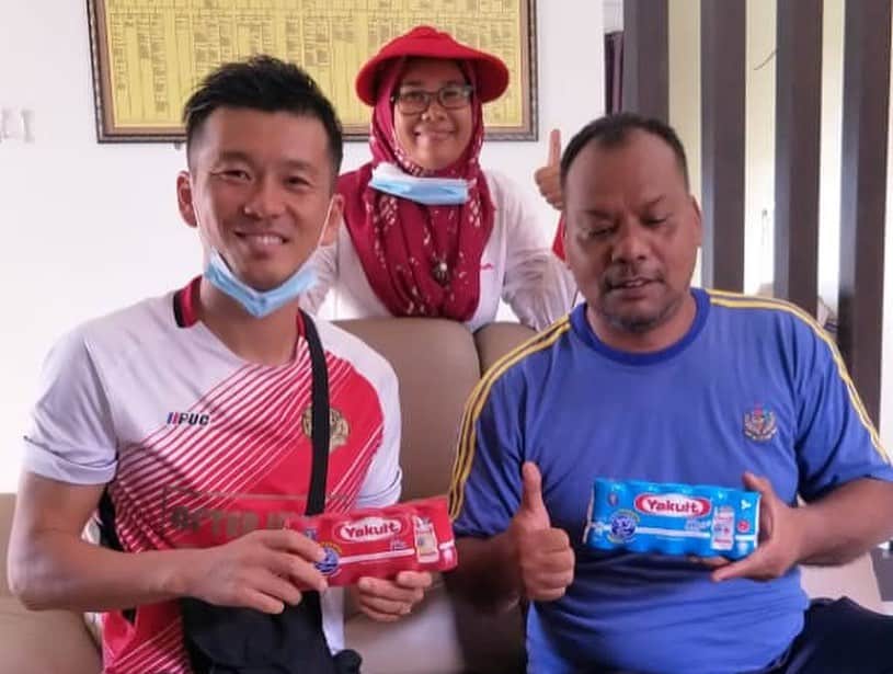 渡邉将基さんのインスタグラム写真 - (渡邉将基Instagram)「The Yakult Warriors 😁🇲🇾🇯🇵 #yakult #yakultmalaysia #theyakultwarriors #malaysia #kotabharu #kelantan #goodecprience #loveyakult」7月7日 22時39分 - masakiwatanabe1202